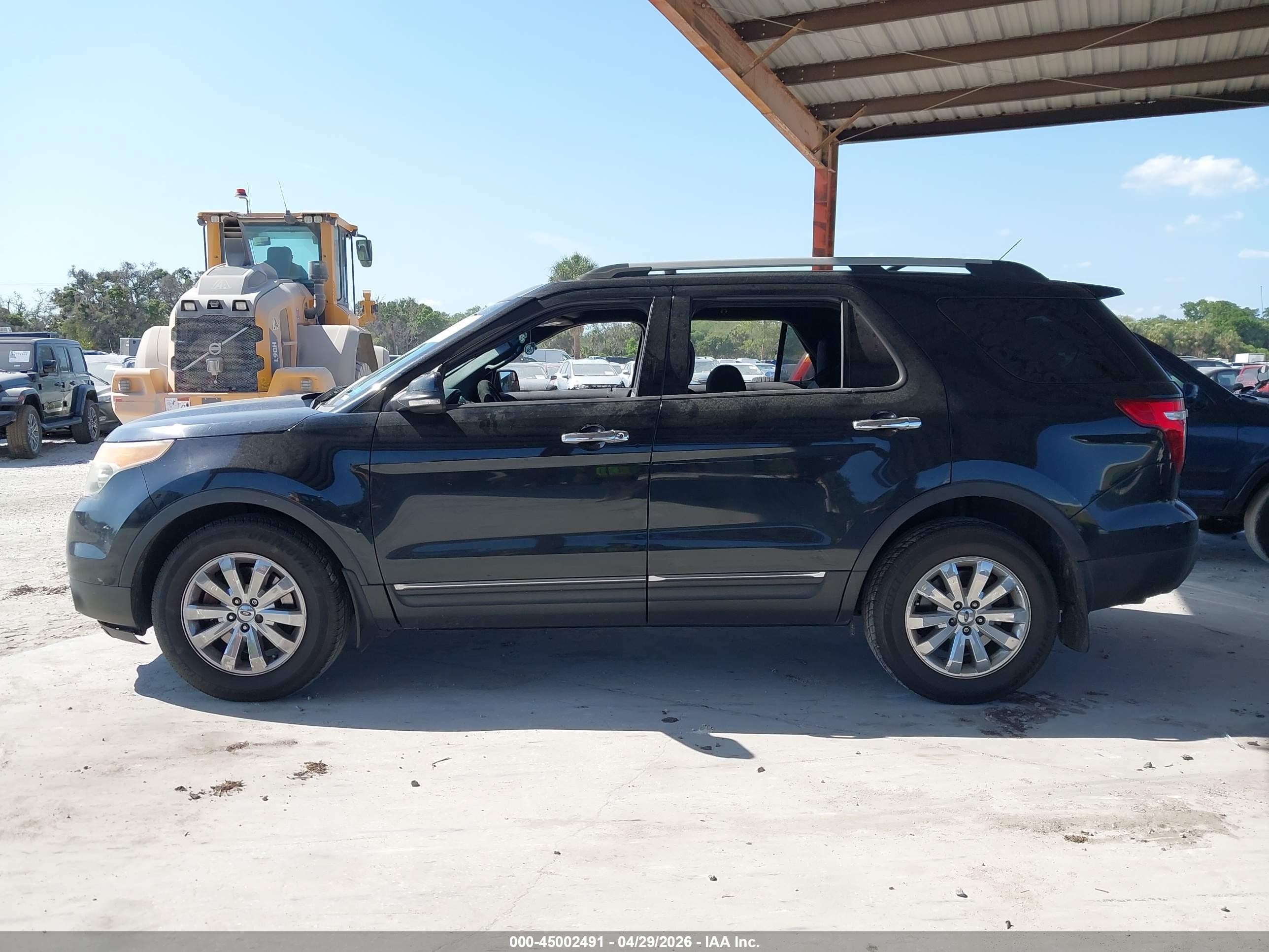 2014 Ford Explorer Xlt Black vin: 1FM5K8D80EGA02355