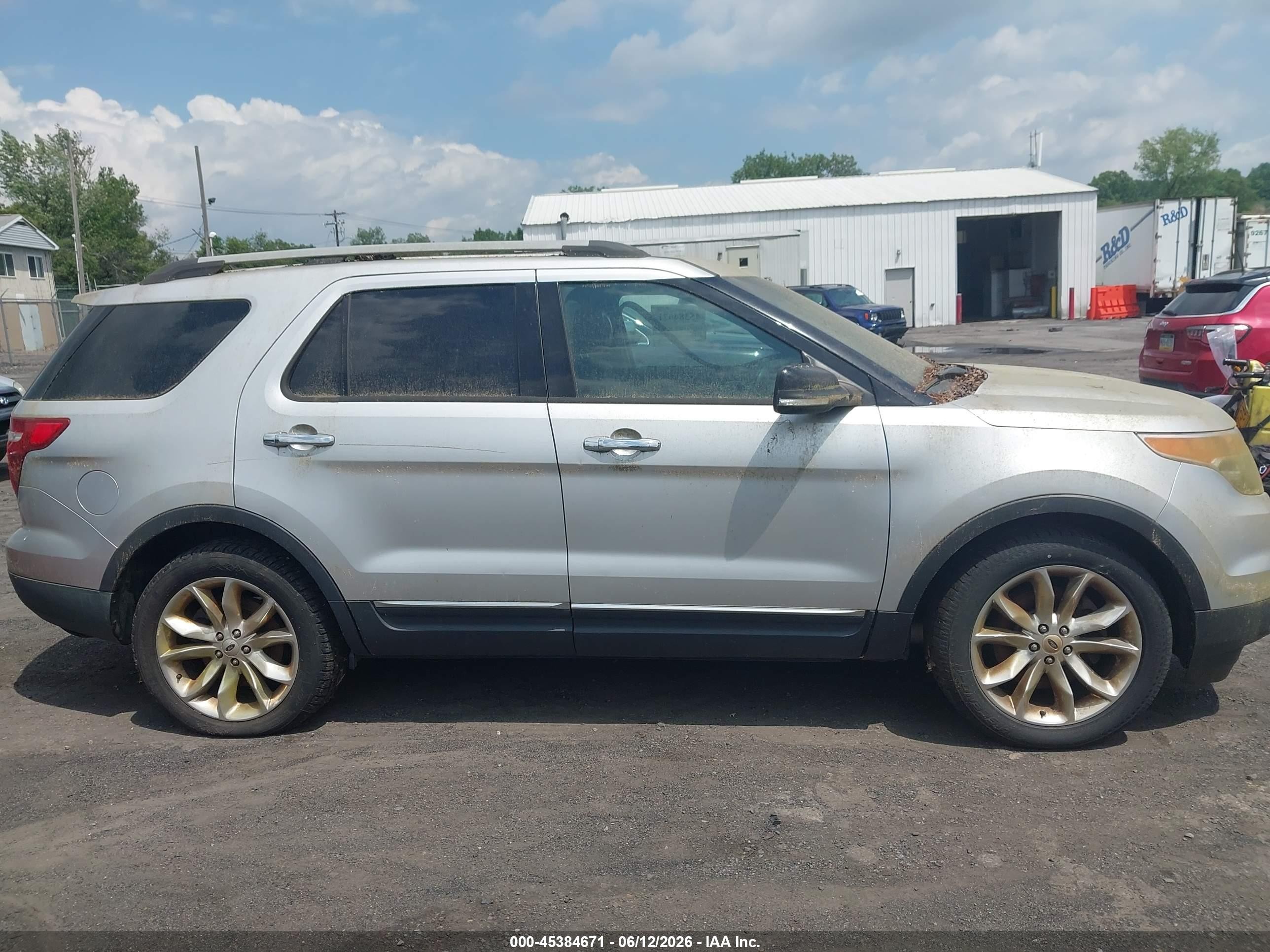 2014 Ford Explorer Xlt Silver vin: 1FM5K8D80EGA15445