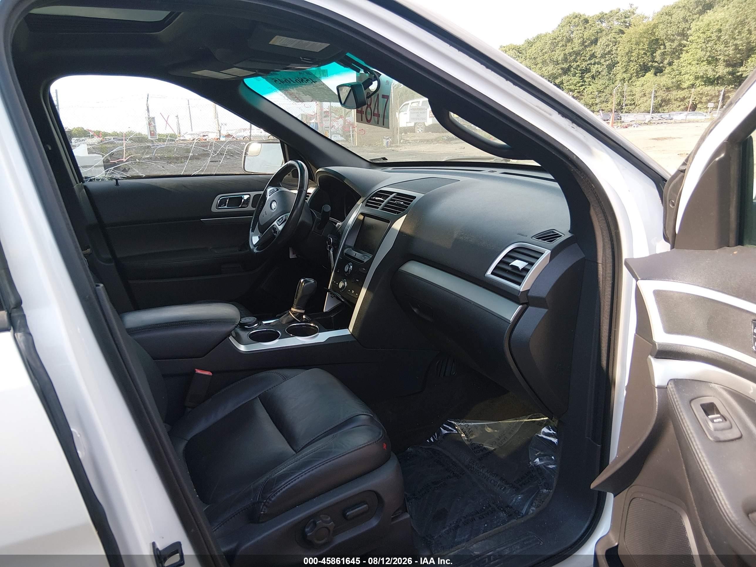 2014 Ford Explorer Xlt Белый vin: 1FM5K8D80EGA25666