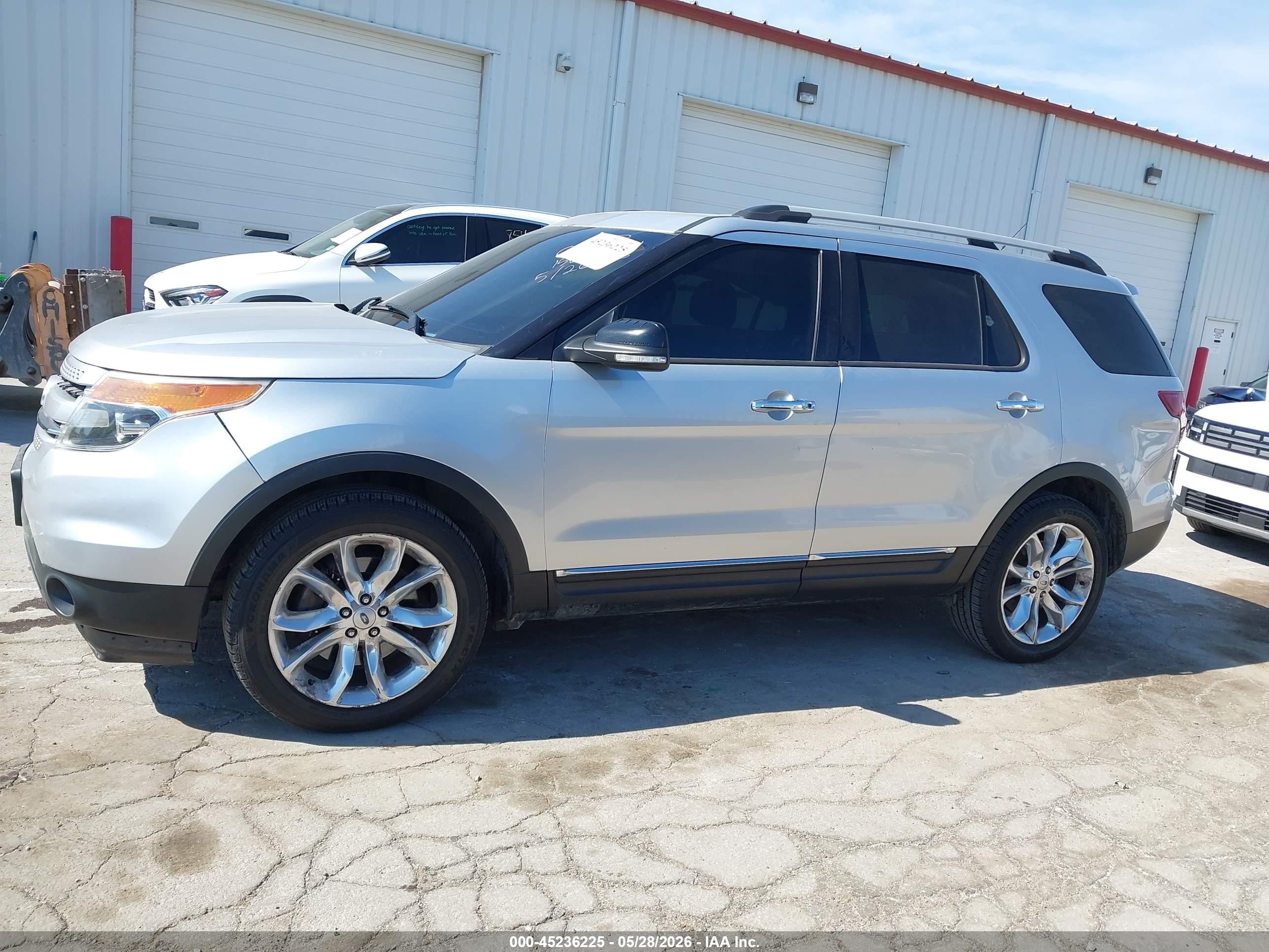 2014 Ford Explorer Xlt Gray vin: 1FM5K8D80EGA36926