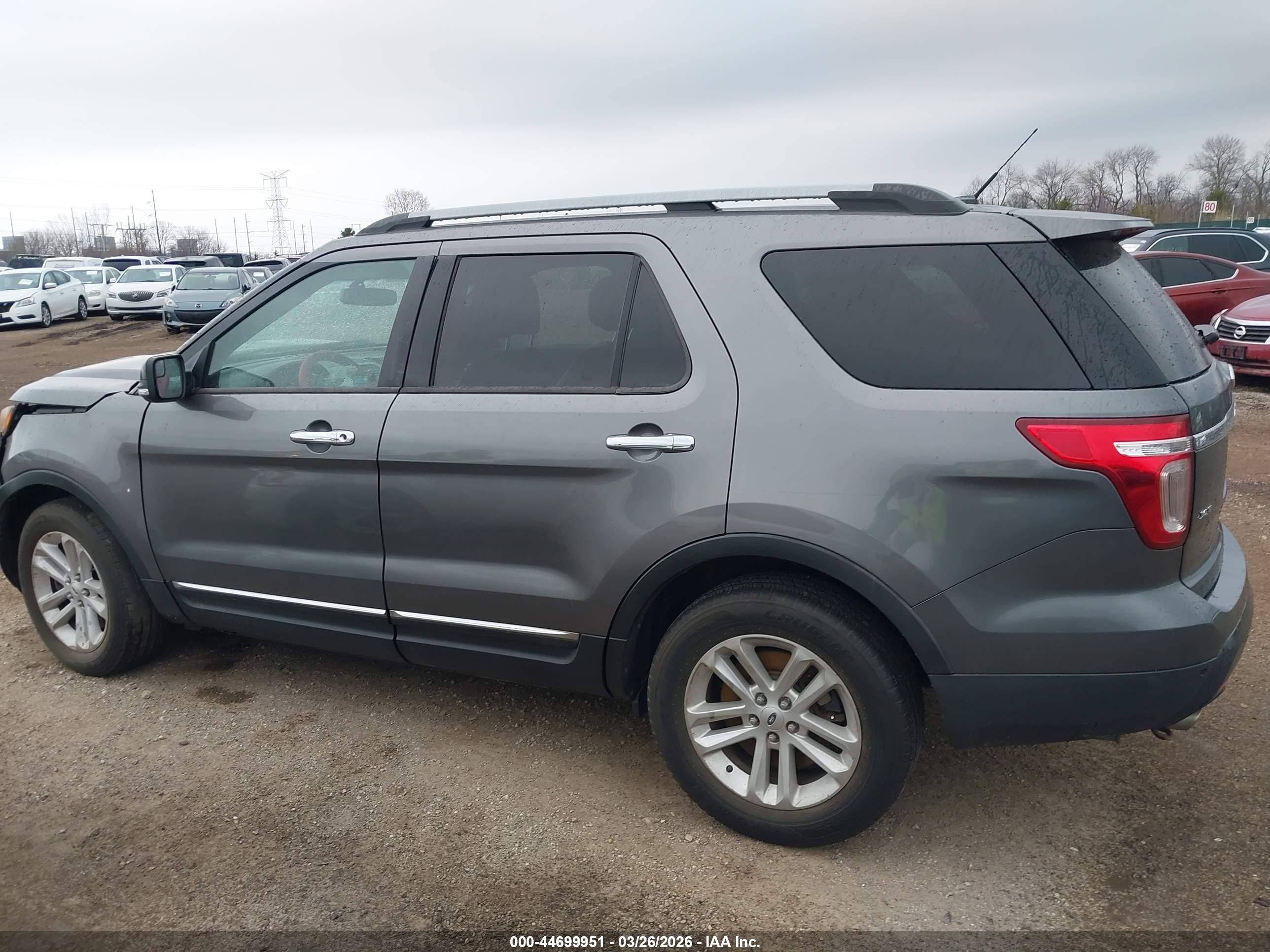 2014 Ford Explorer Xlt Gray vin: 1FM5K8D80EGA72373