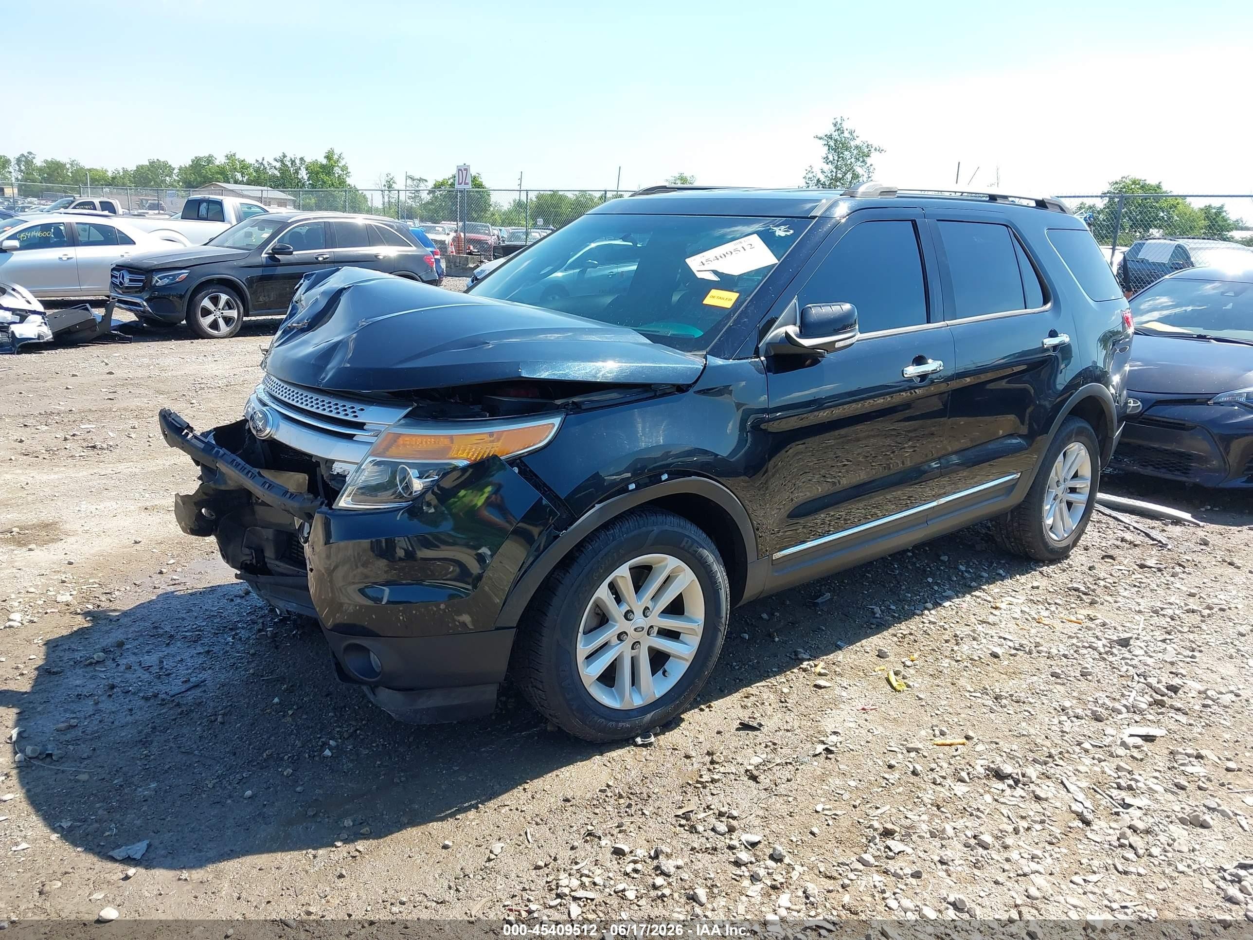 2014 Ford Explorer Xlt Black vin: 1FM5K8D80EGB61313