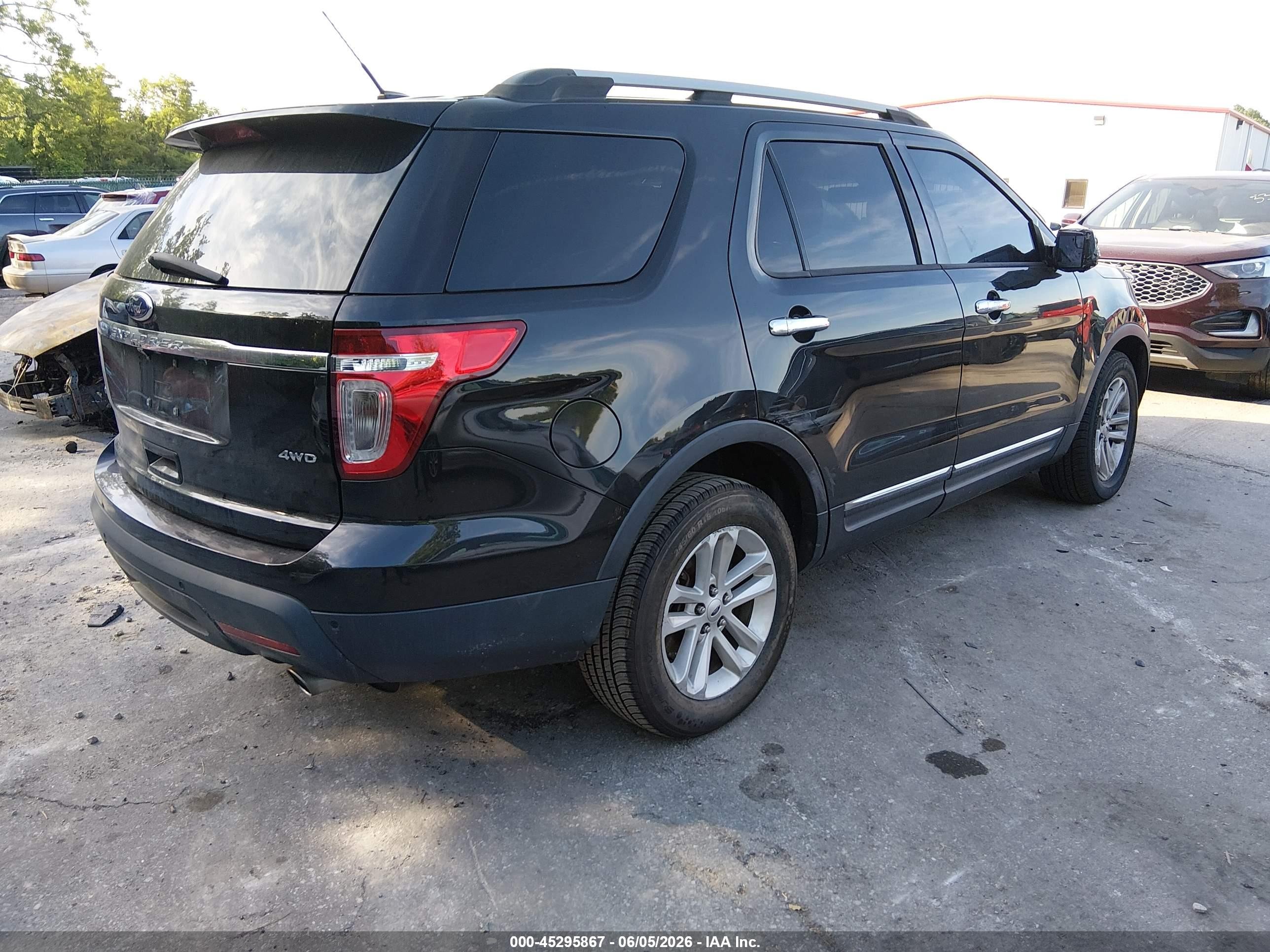 2014 Ford Explorer Xlt Black vin: 1FM5K8D80EGB86096