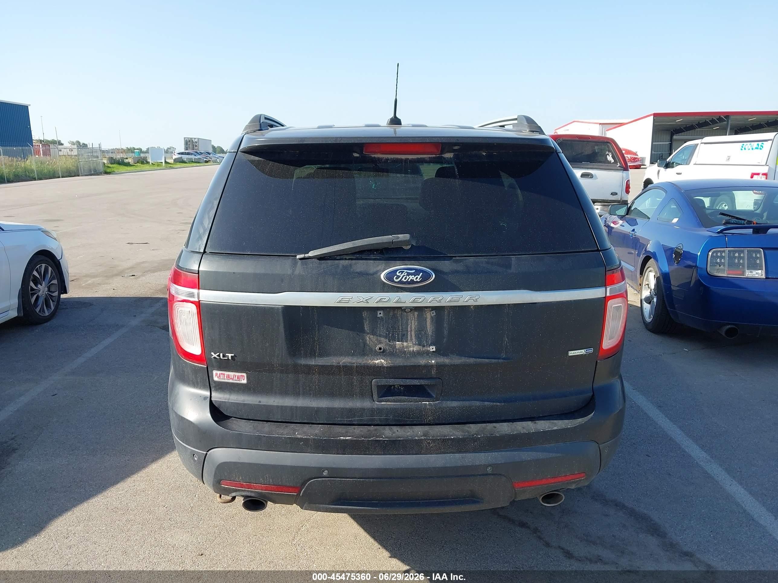 2014 Ford Explorer Xlt Black vin: 1FM5K8D80EGC28184