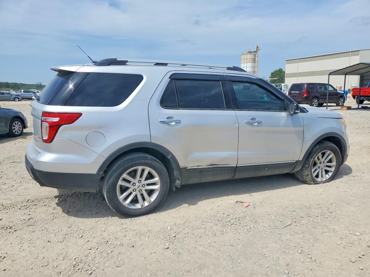 2014 Ford Explorer Xlt Silver vin: 1FM5K8D80EGC56163