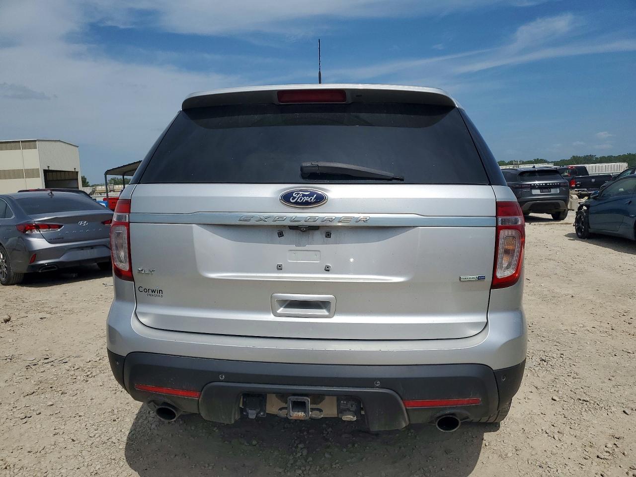 2014 Ford Explorer Xlt Silver vin: 1FM5K8D80EGC56163