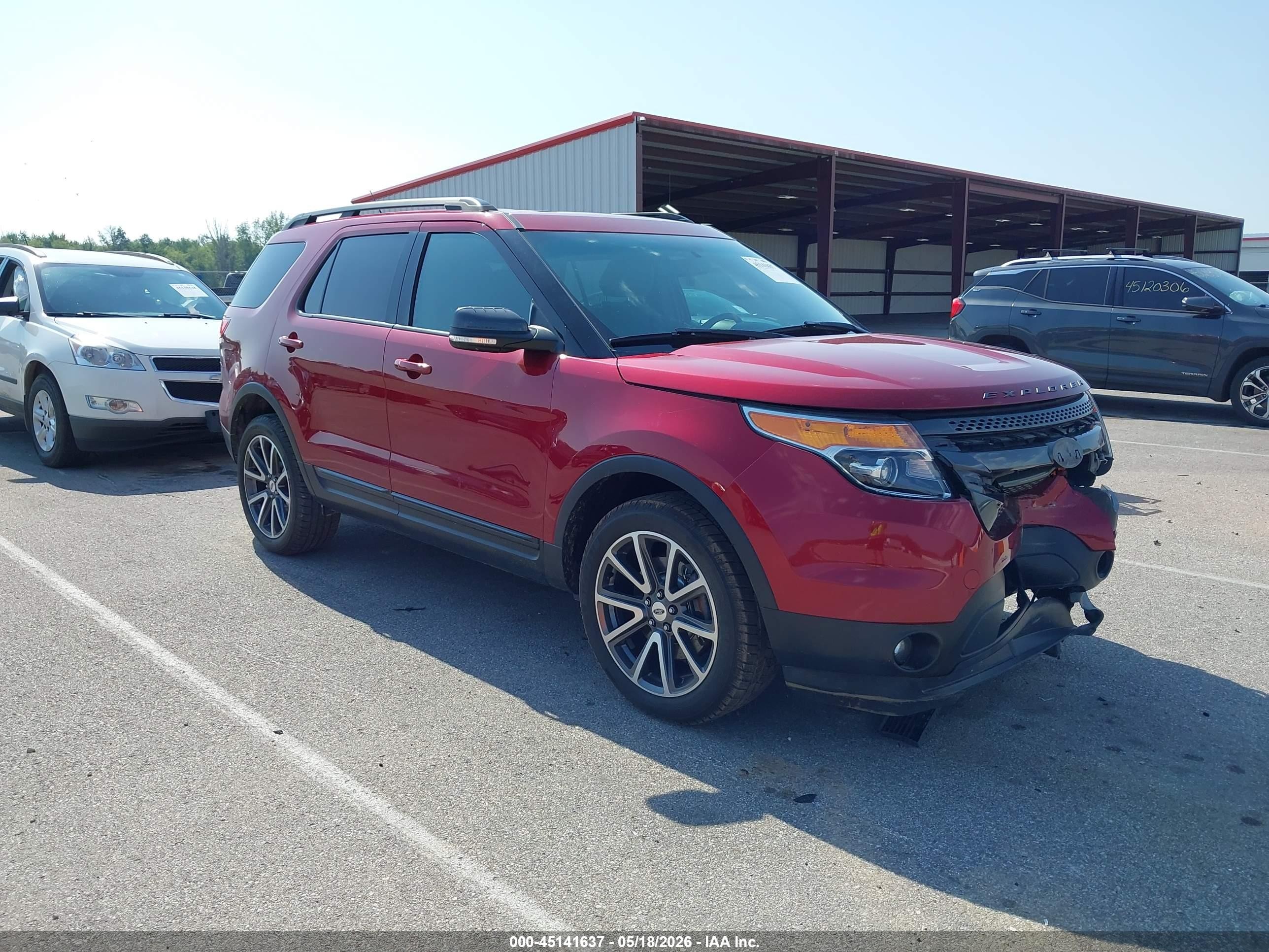 2015 Ford Explorer Xlt Red vin: 1FM5K8D80FGA08061