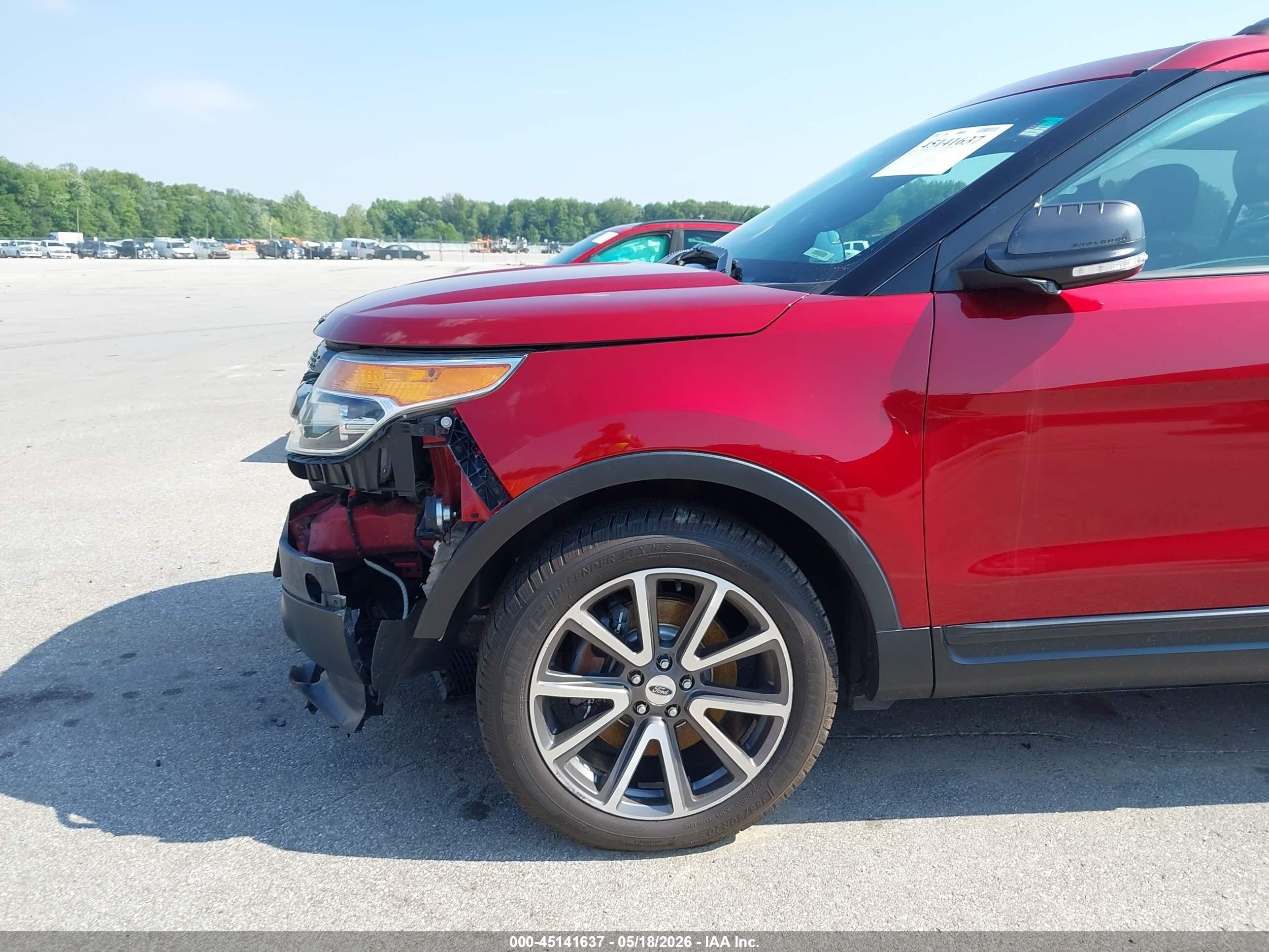 2015 Ford Explorer Xlt Red vin: 1FM5K8D80FGA08061