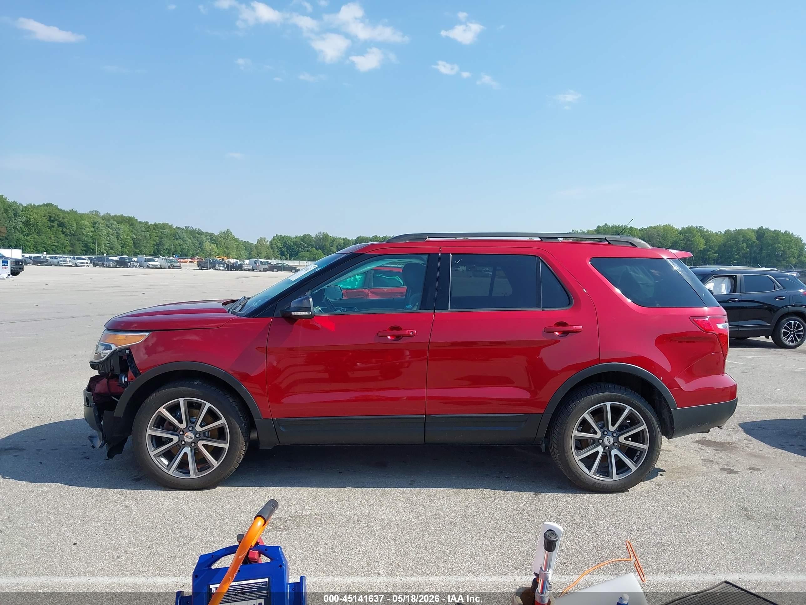 2015 Ford Explorer Xlt Red vin: 1FM5K8D80FGA08061