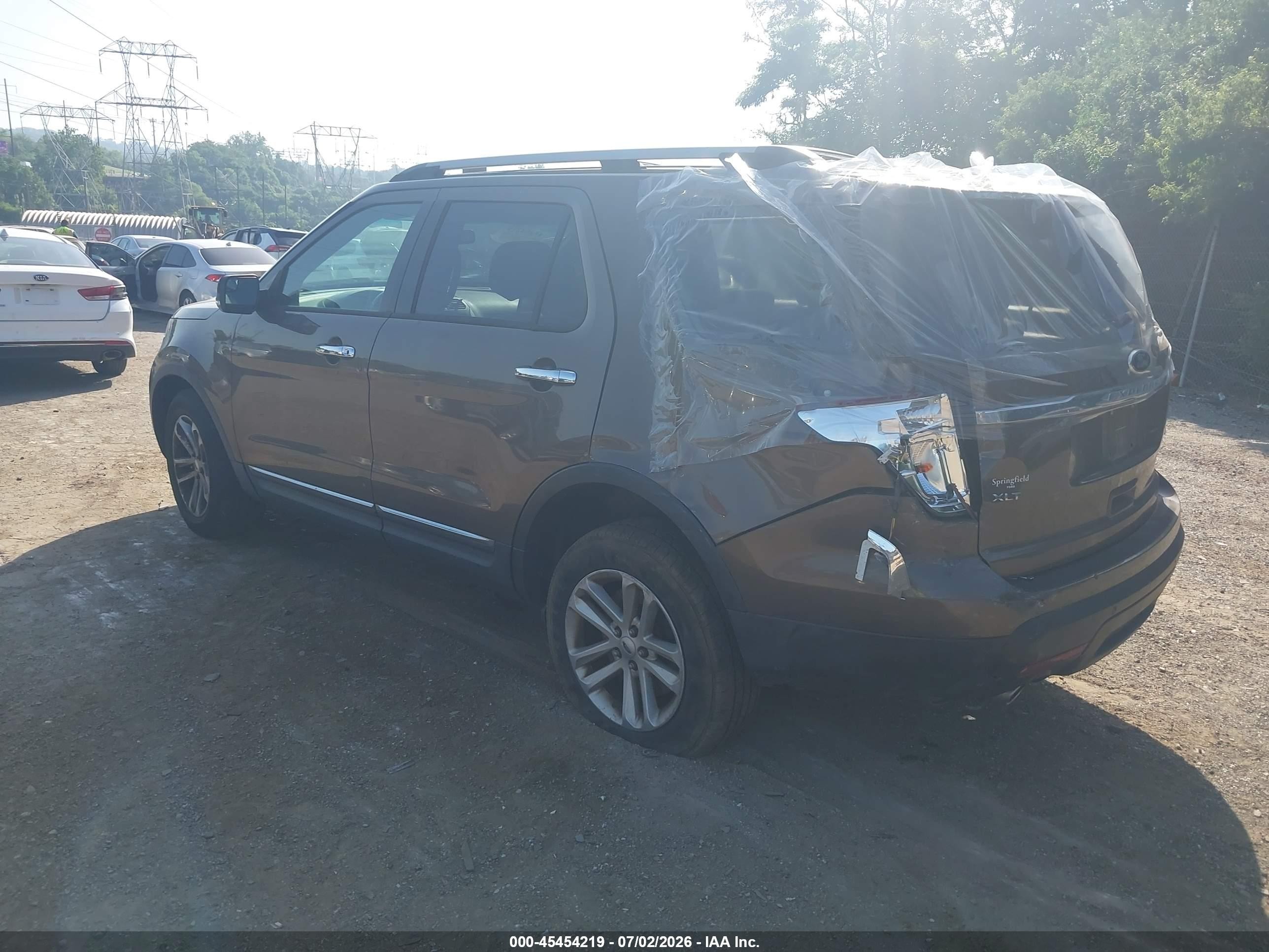 2015 Ford Explorer Xlt Коричневый vin: 1FM5K8D80FGA50147