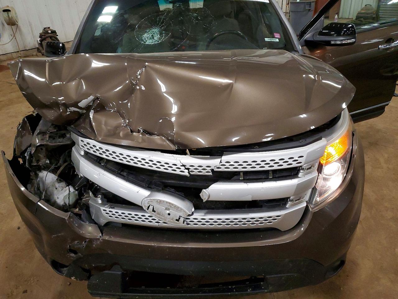 2015 Ford Explorer Xlt Brown vin: 1FM5K8D80FGA56661