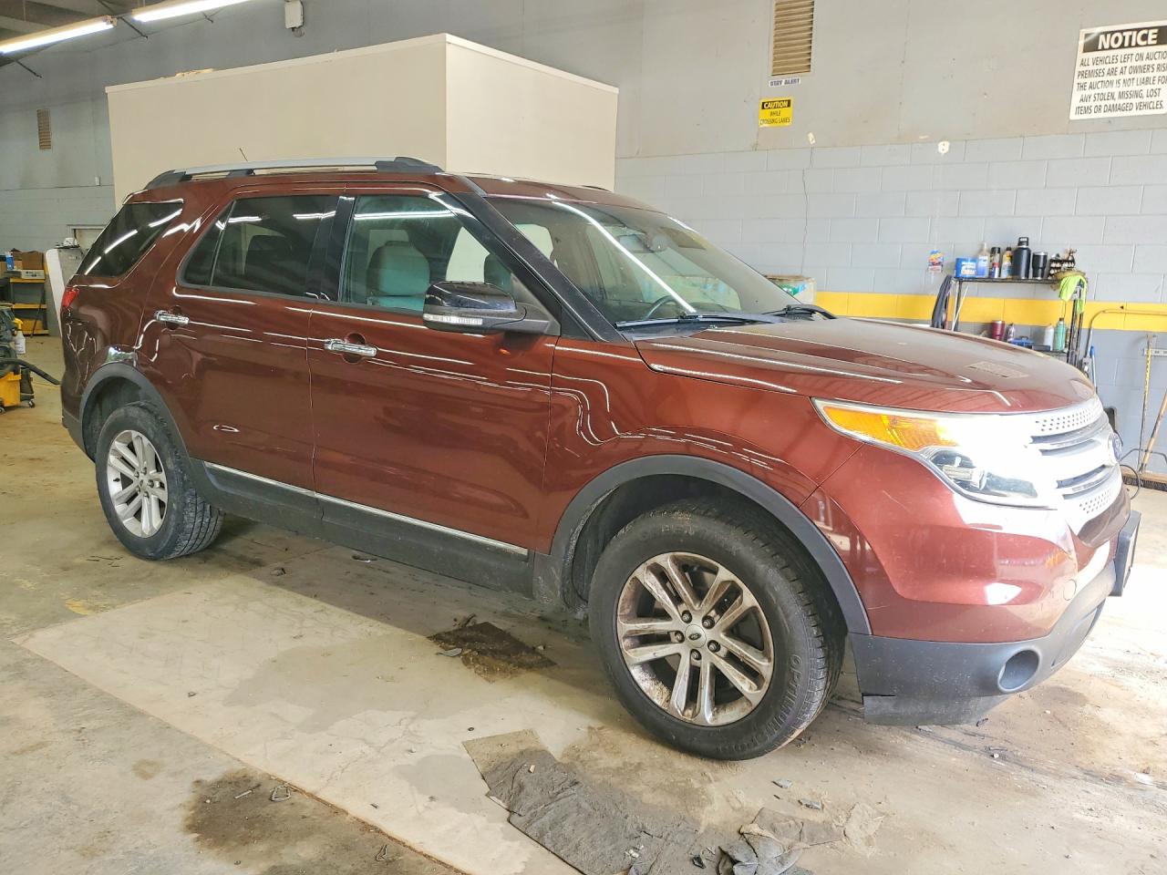 2015 Ford Explorer Xlt Brown vin: 1FM5K8D80FGB38406
