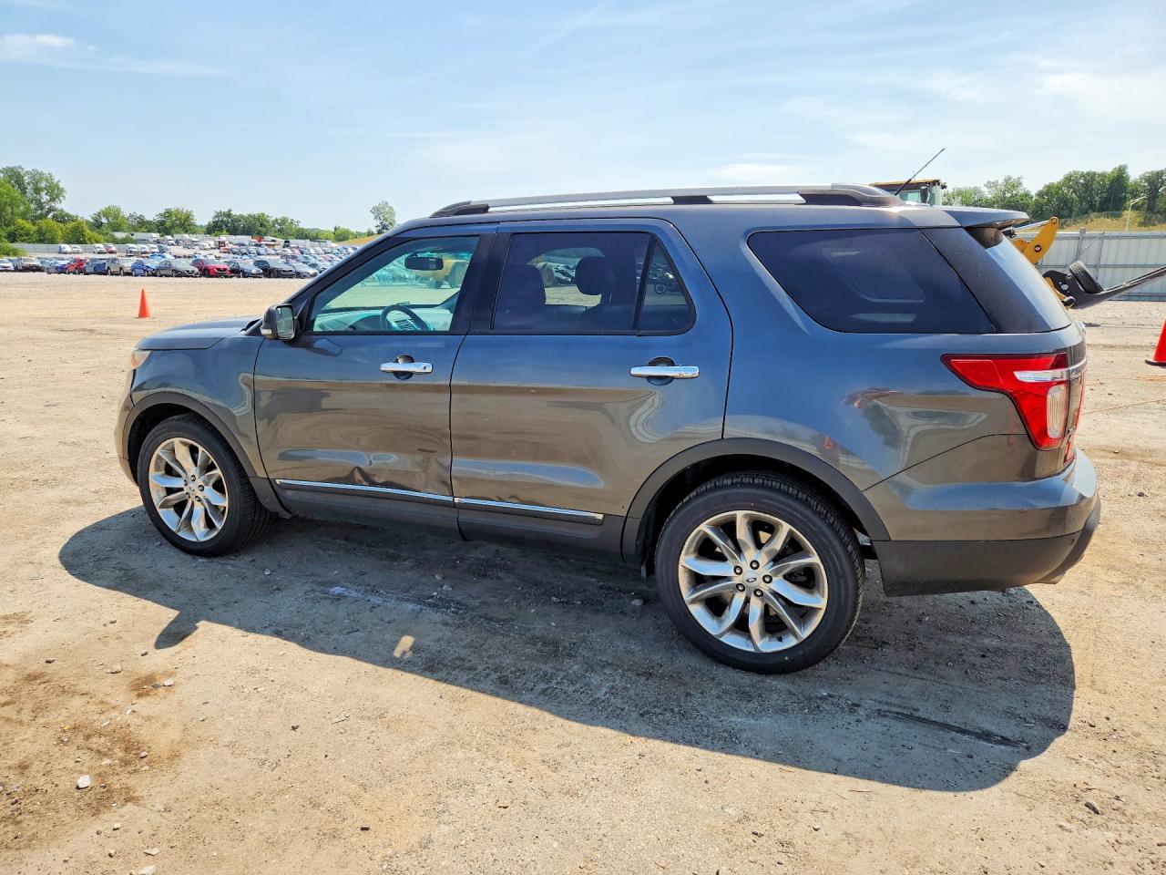 2015 Ford Explorer Xlt Silver vin: 1FM5K8D80FGC32222