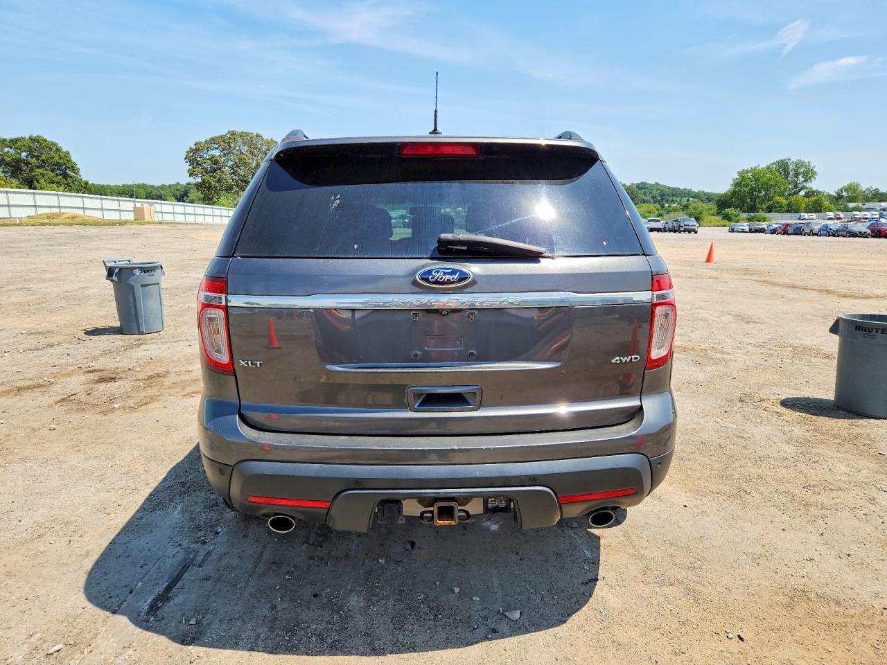 2015 Ford Explorer Xlt Silver vin: 1FM5K8D80FGC32222