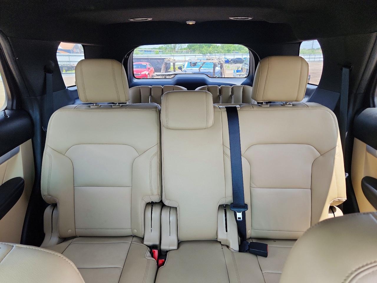 2016 Ford Explorer Xlt Blue vin: 1FM5K8D80GGC37910