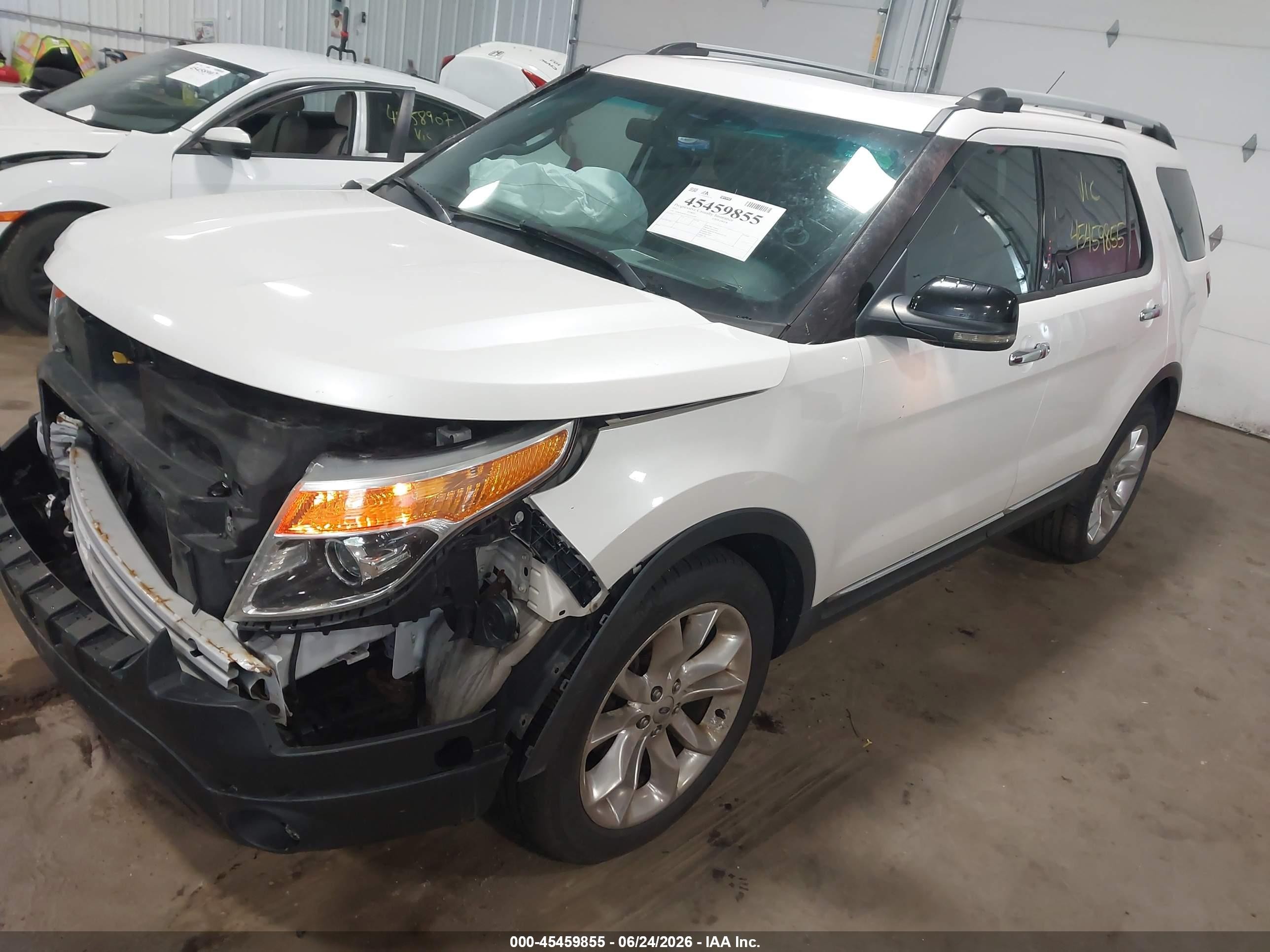 2013 Ford Explorer Xlt White vin: 1FM5K8D81DGA14349