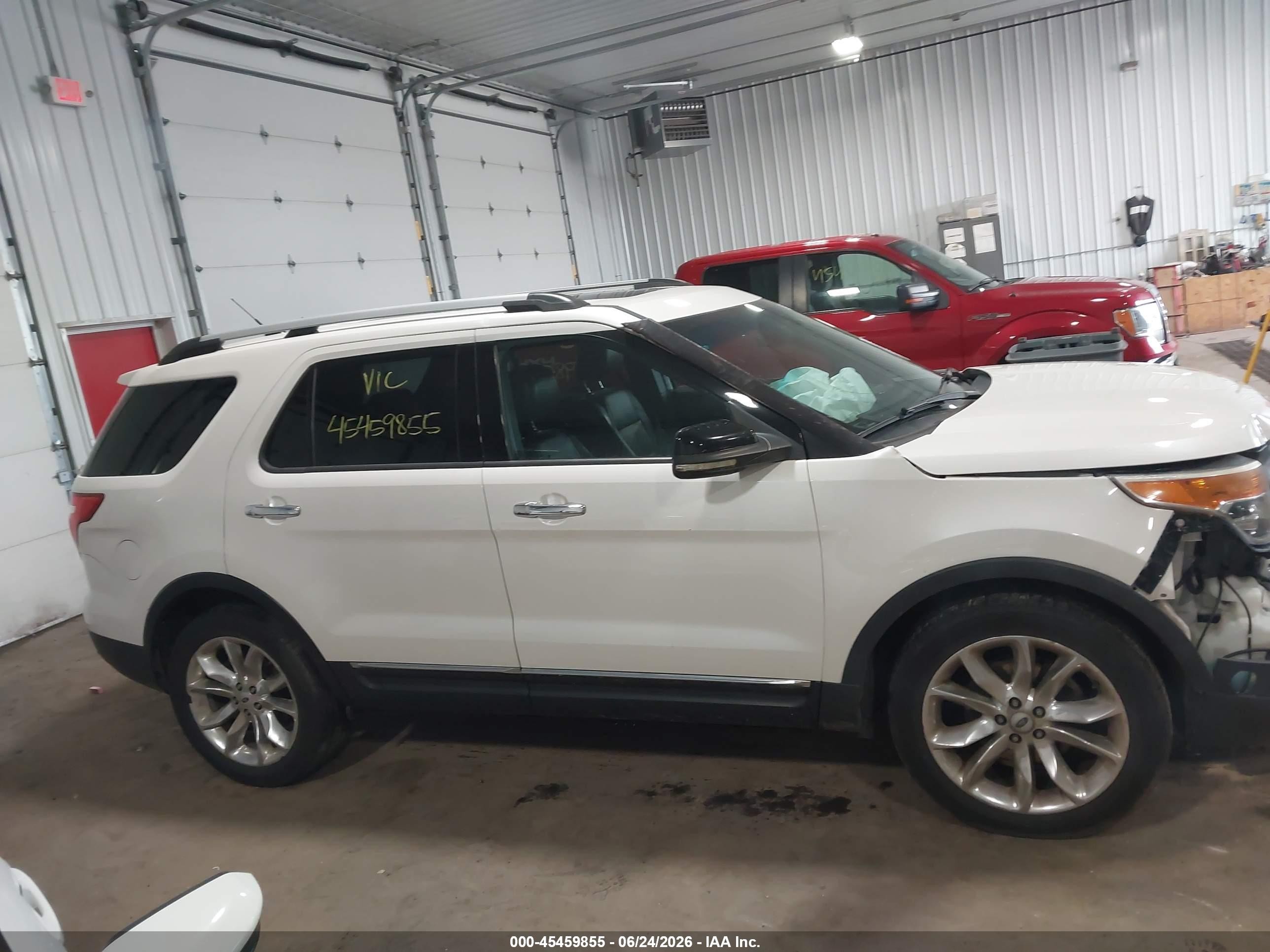 2013 Ford Explorer Xlt White vin: 1FM5K8D81DGA14349