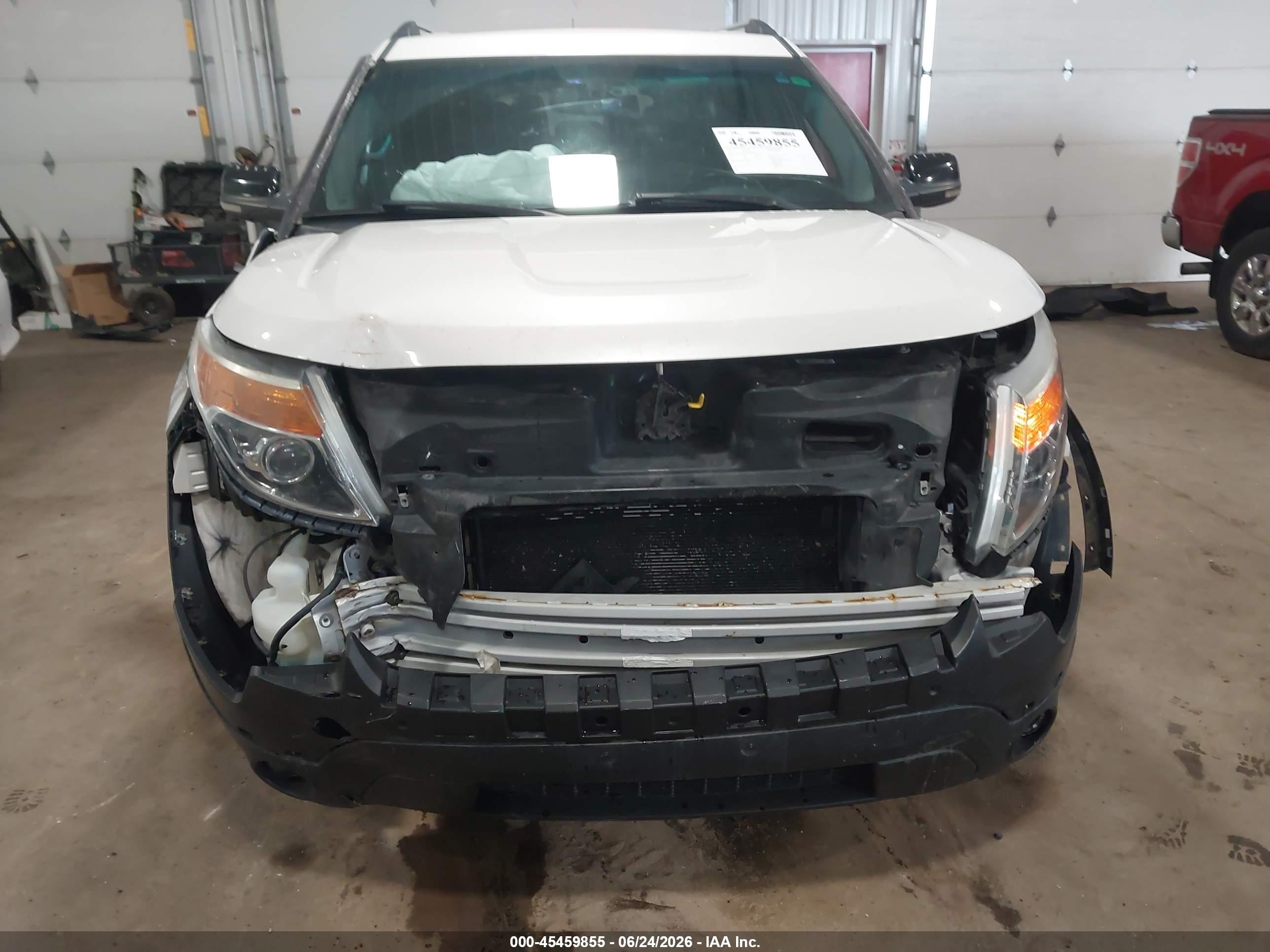 2013 Ford Explorer Xlt White vin: 1FM5K8D81DGA14349
