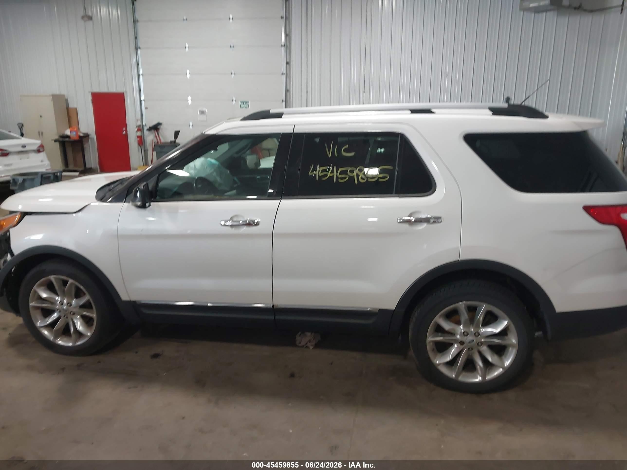 2013 Ford Explorer Xlt White vin: 1FM5K8D81DGA14349