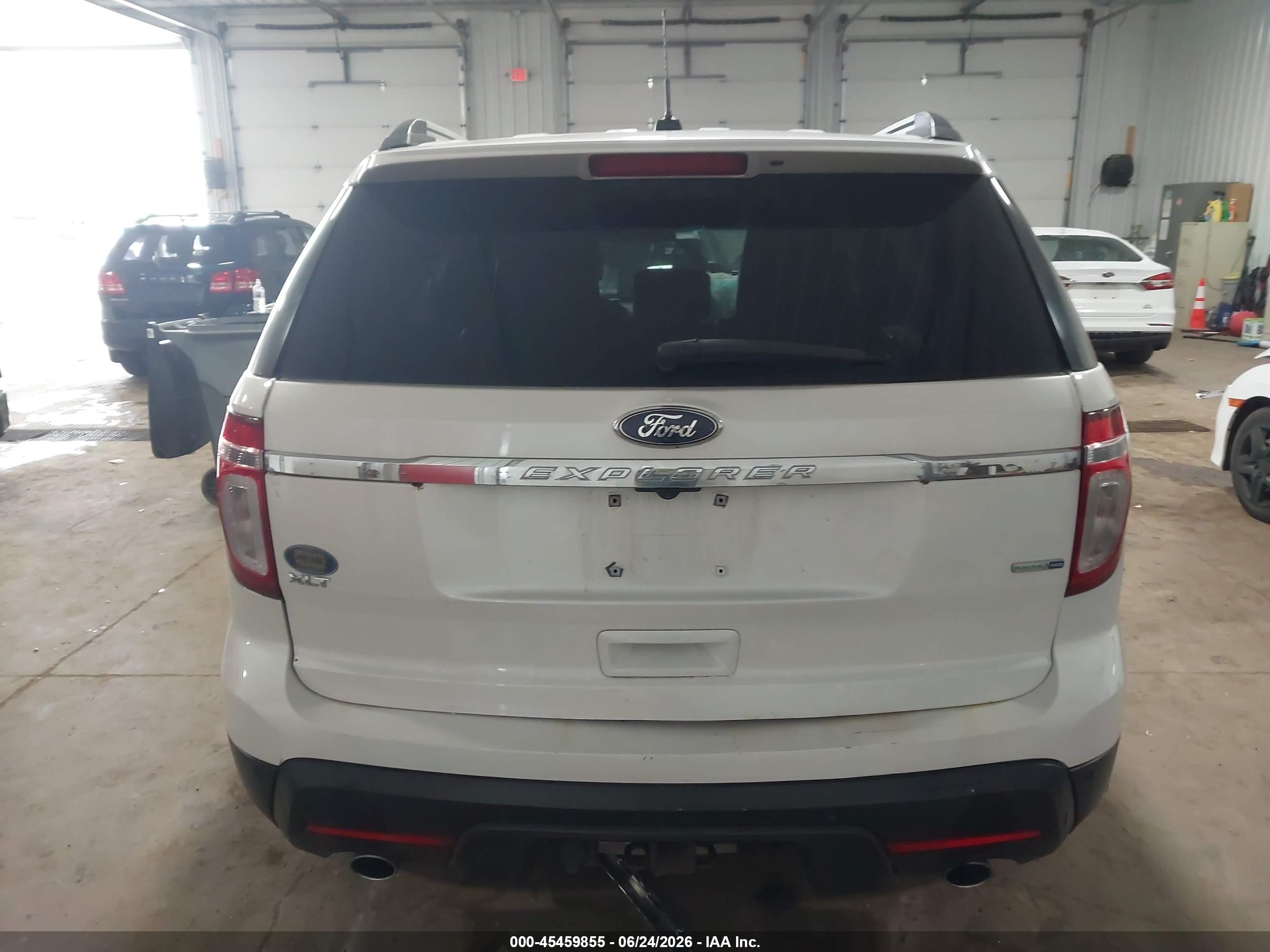 2013 Ford Explorer Xlt White vin: 1FM5K8D81DGA14349