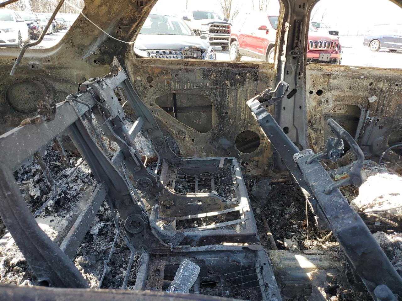 2013 Ford Explorer Xlt Burn vin: 1FM5K8D81DGA70968