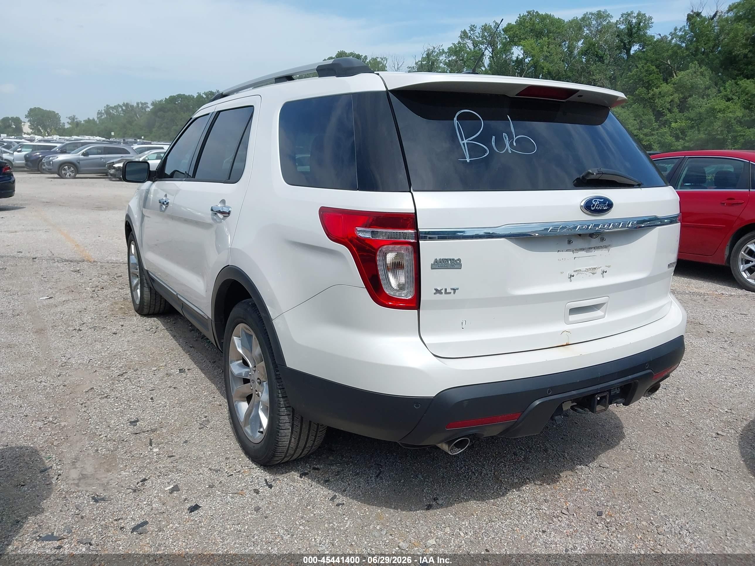 2013 Ford Explorer Xlt White vin: 1FM5K8D81DGB33762