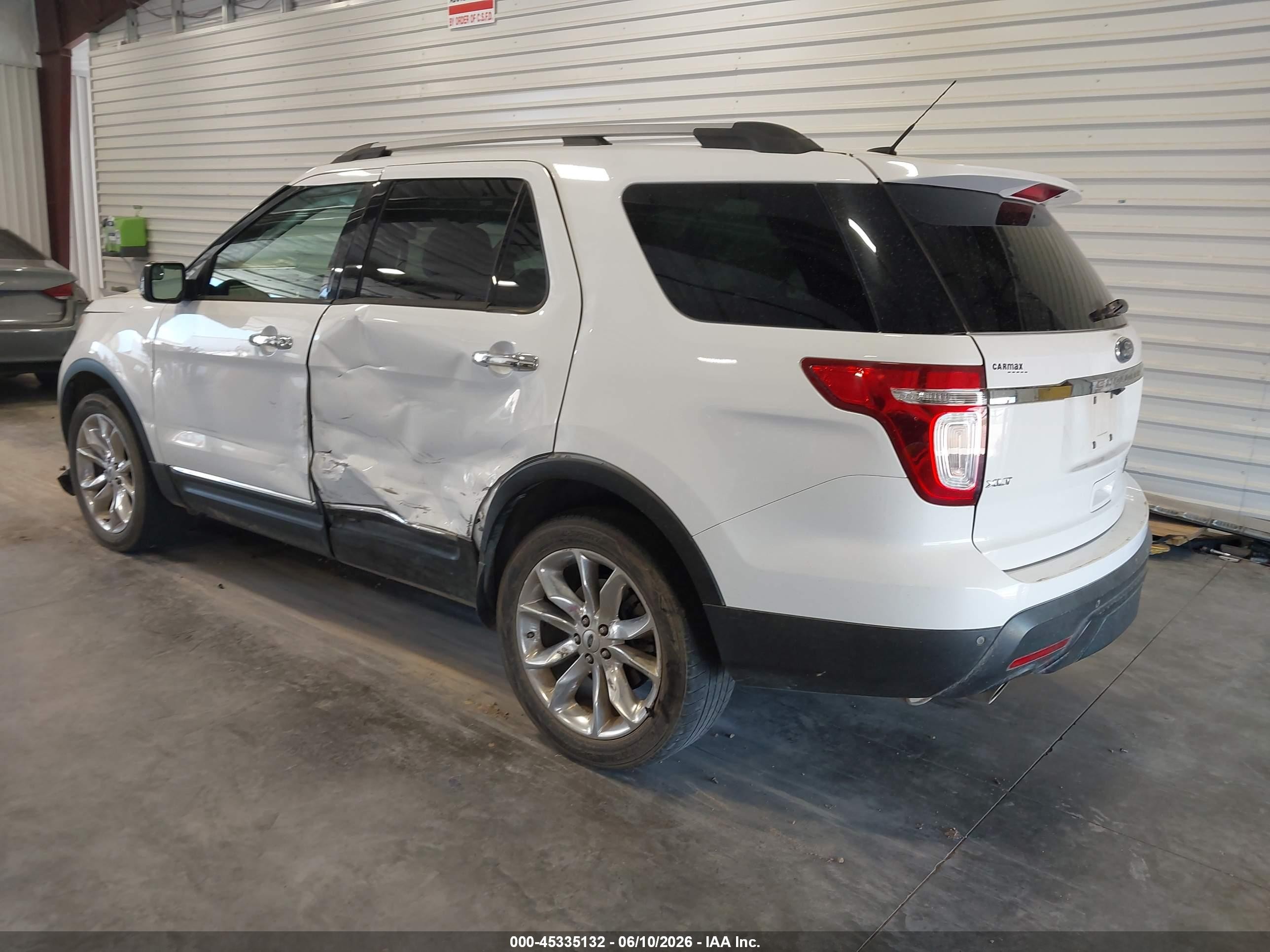 2014 Ford Explorer Xlt White vin: 1FM5K8D81EGA22713