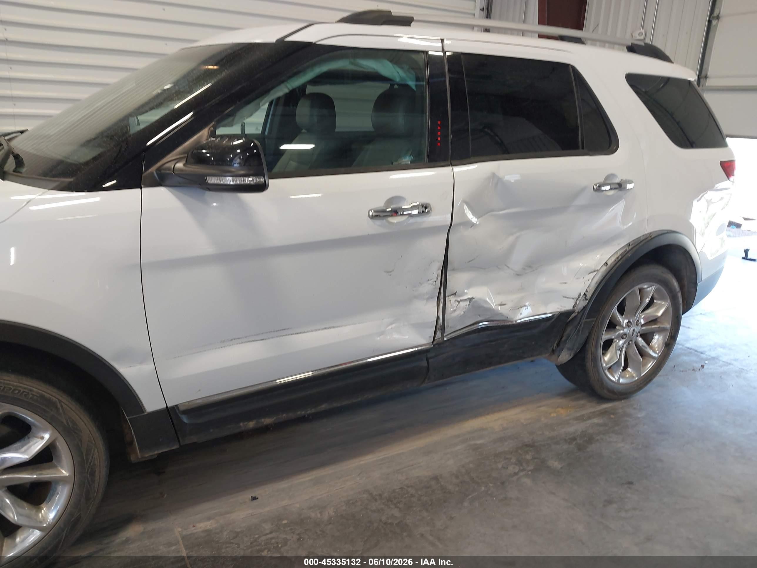 2014 Ford Explorer Xlt White vin: 1FM5K8D81EGA22713