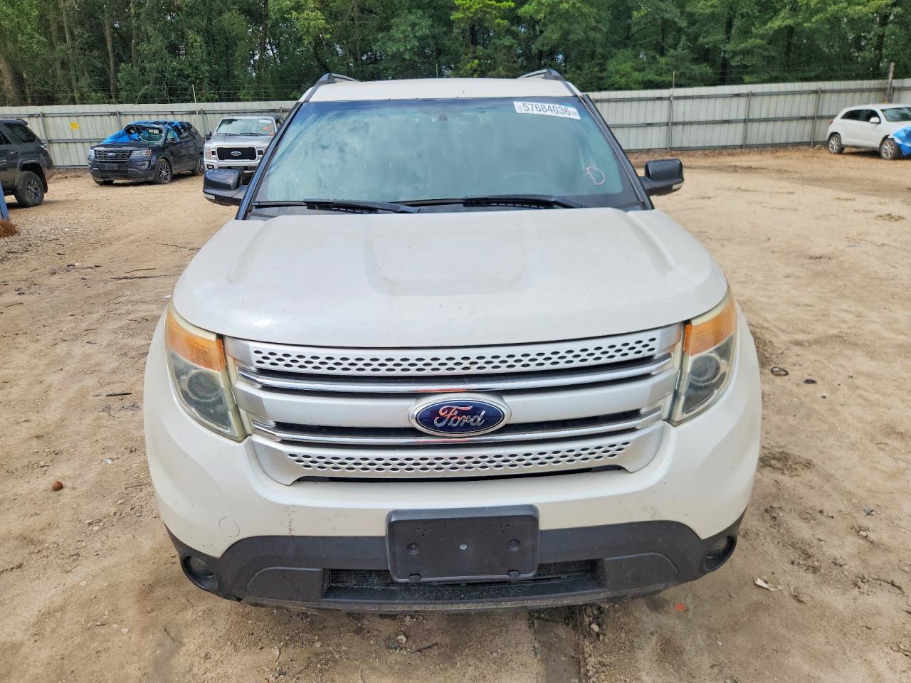 2014 Ford Explorer Xlt Белый vin: 1FM5K8D81EGA48115
