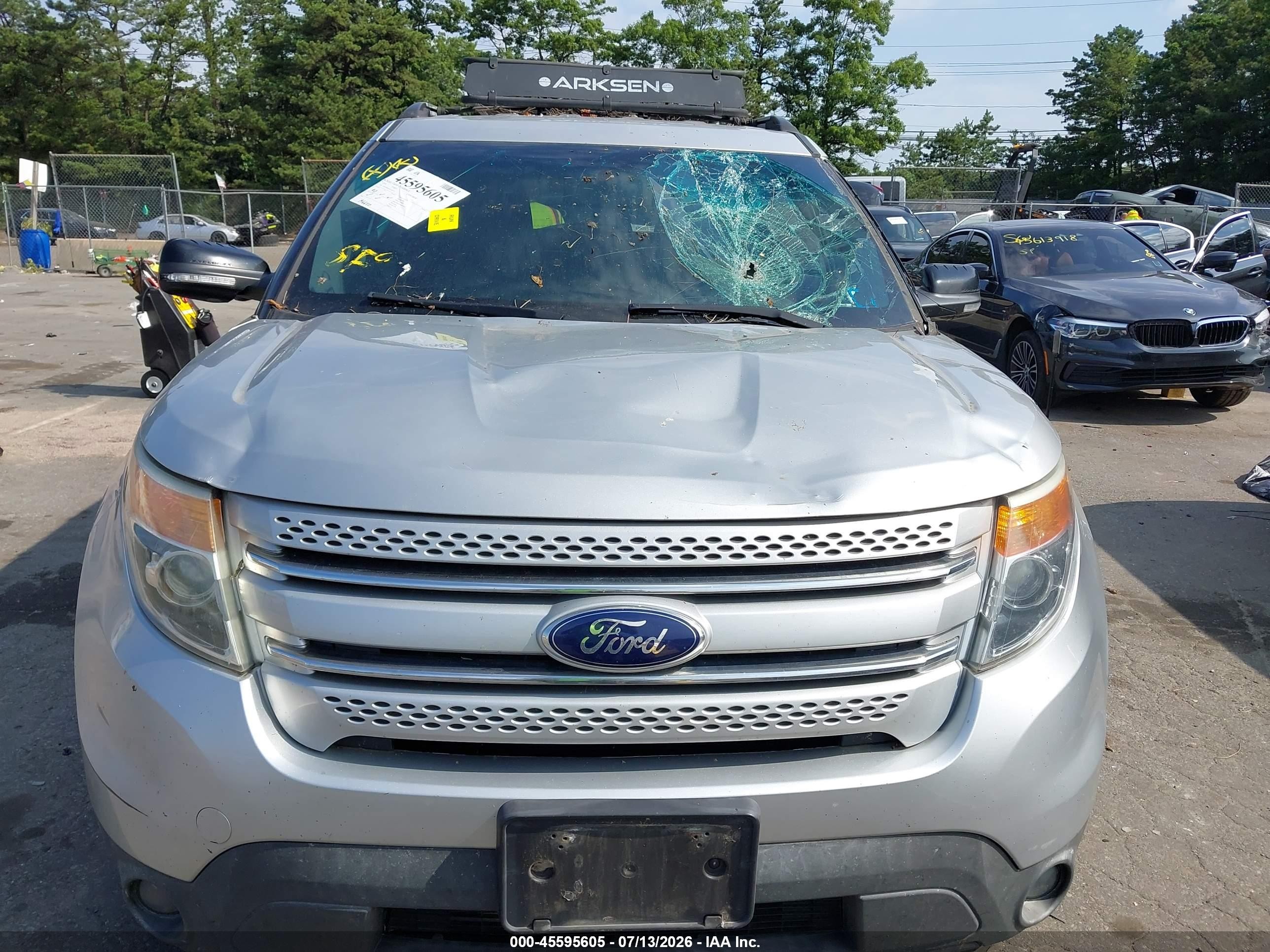 2014 Ford Explorer Xlt Silver vin: 1FM5K8D81EGA83771