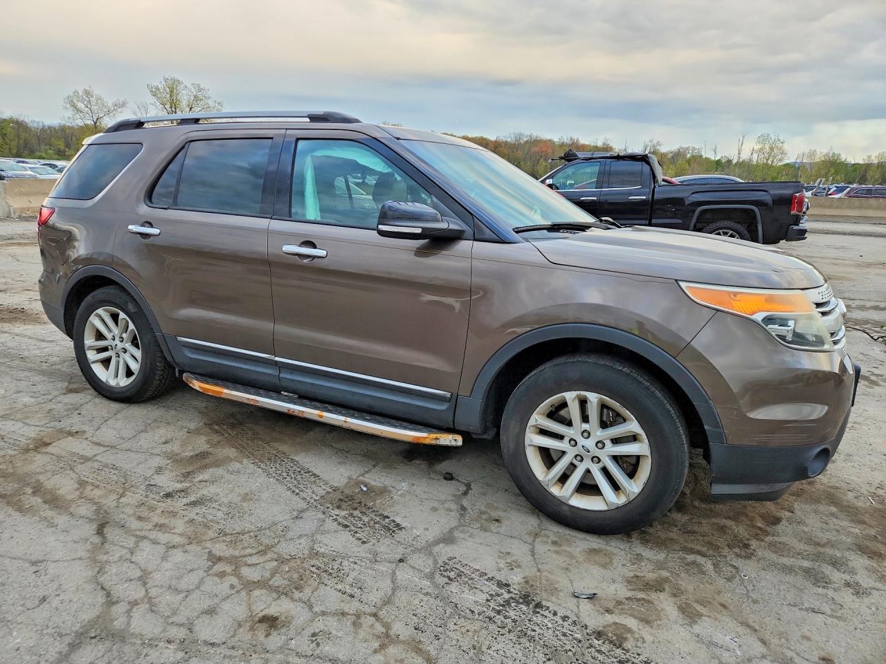 2015 Ford Explorer Xlt Brown vin: 1FM5K8D81FGA30845