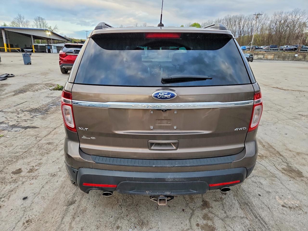 2015 Ford Explorer Xlt Brown vin: 1FM5K8D81FGA30845