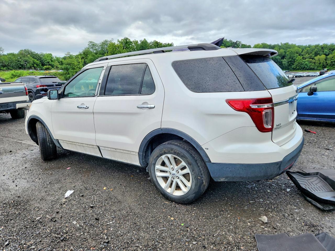 2015 Ford Explorer Xlt White vin: 1FM5K8D81FGC11184