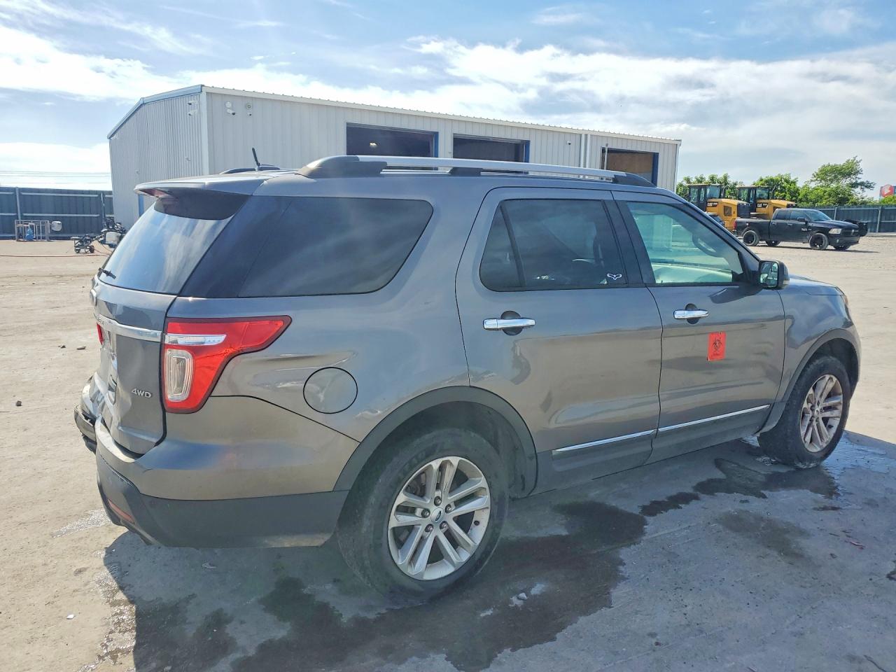 2013 Ford Explorer Gray vin: 1FM5K8D82DGA16014
