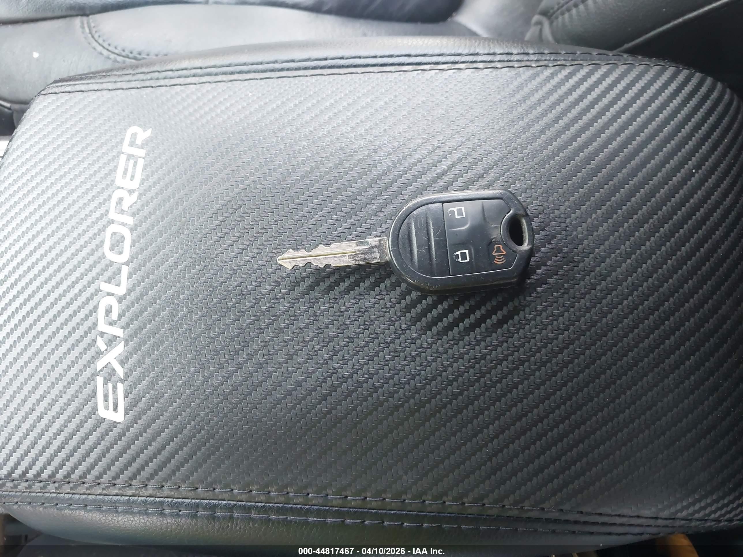 2013 Ford Explorer Xlt Черный vin: 1FM5K8D82DGA18264