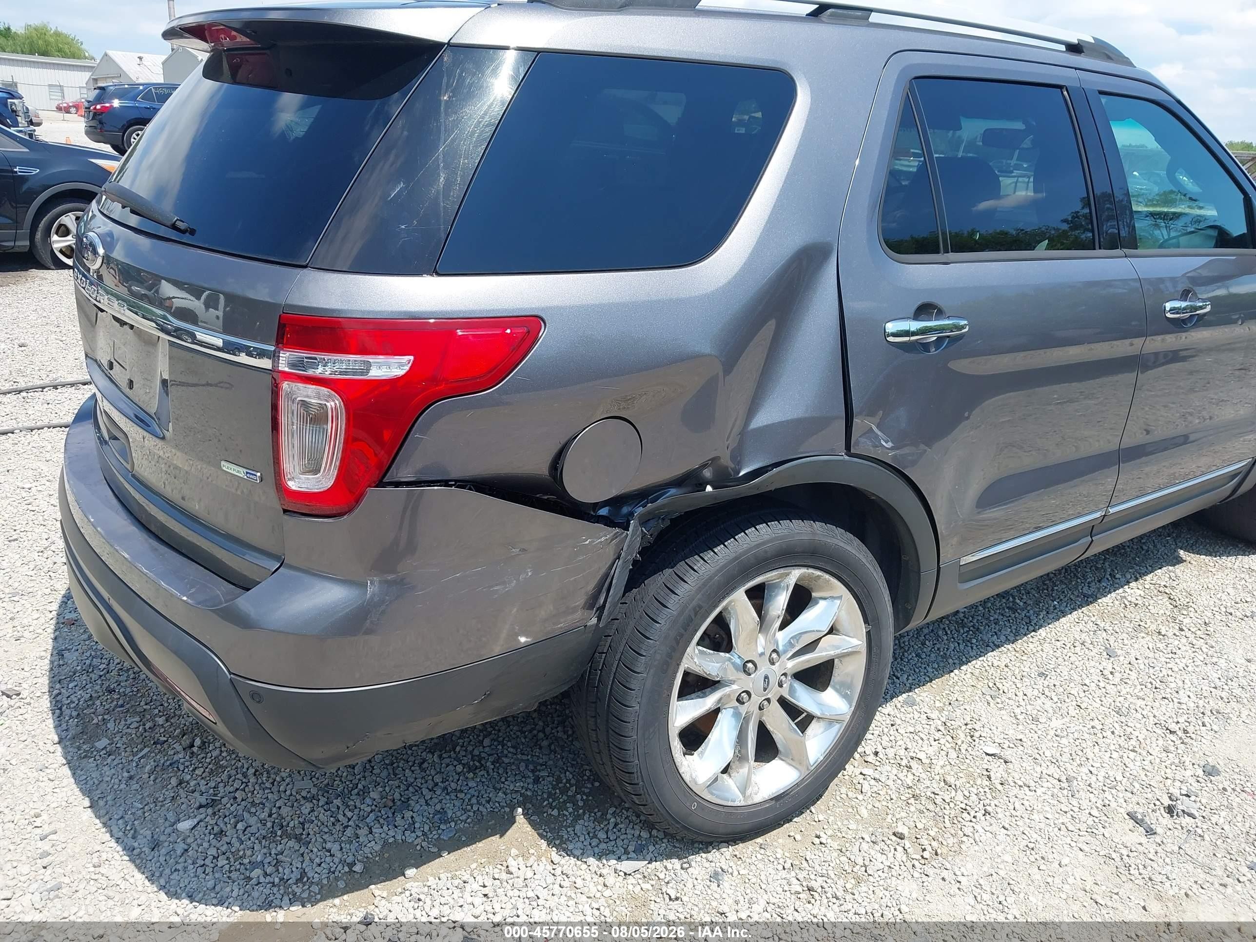 2013 Ford Explorer Xlt Серый vin: 1FM5K8D82DGA53970