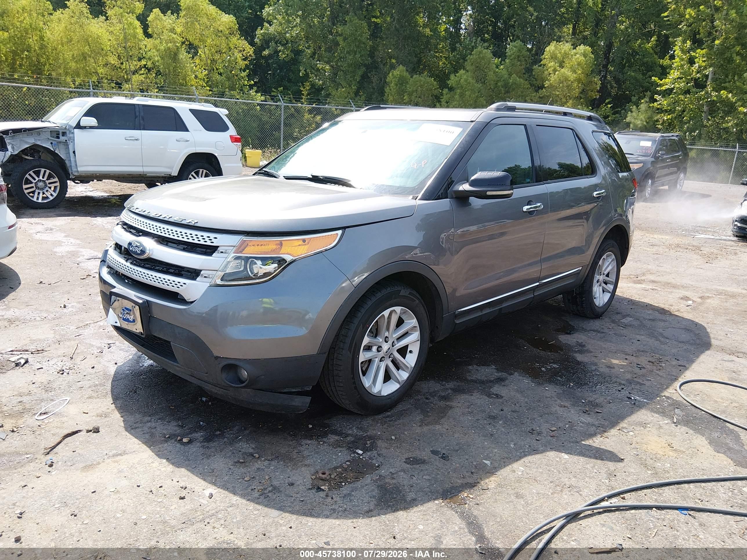 2013 Ford Explorer Xlt Gray vin: 1FM5K8D82DGB04447
