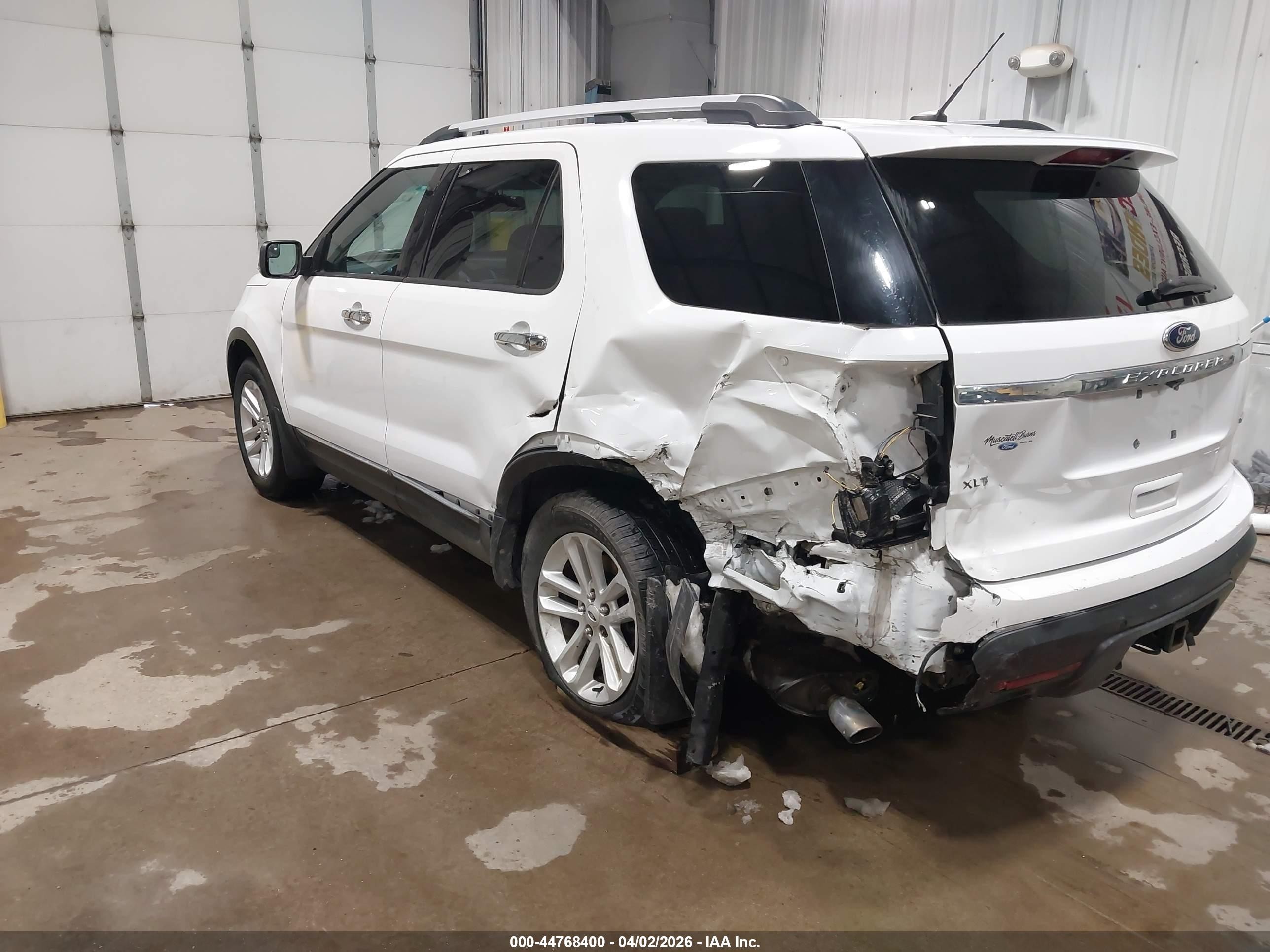 2013 Ford Explorer Xlt White vin: 1FM5K8D82DGC52100