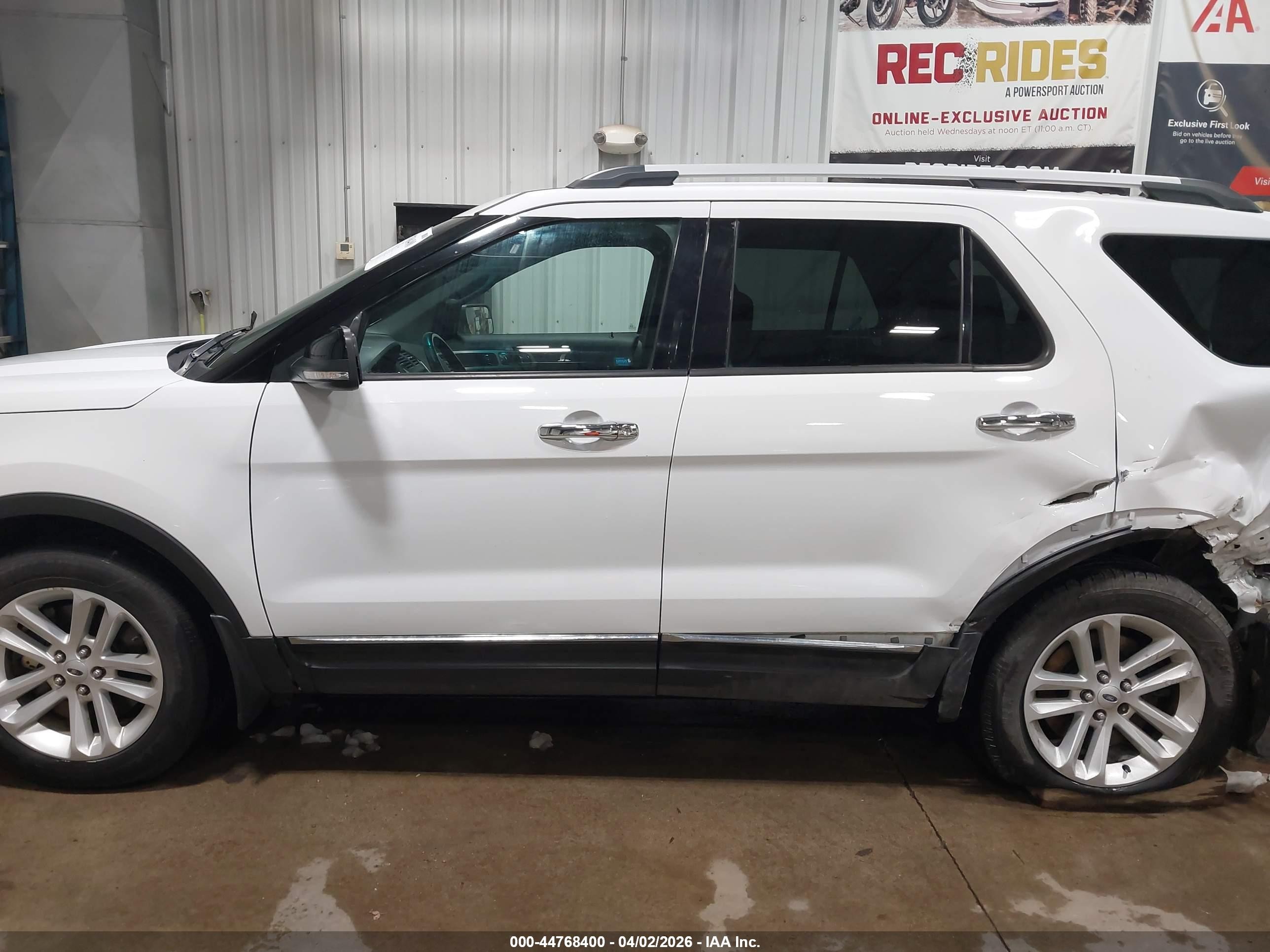 2013 Ford Explorer Xlt White vin: 1FM5K8D82DGC52100