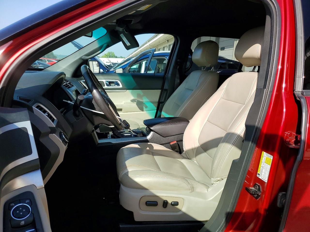2013 Ford Explorer Red vin: 1FM5K8D82DGC52226