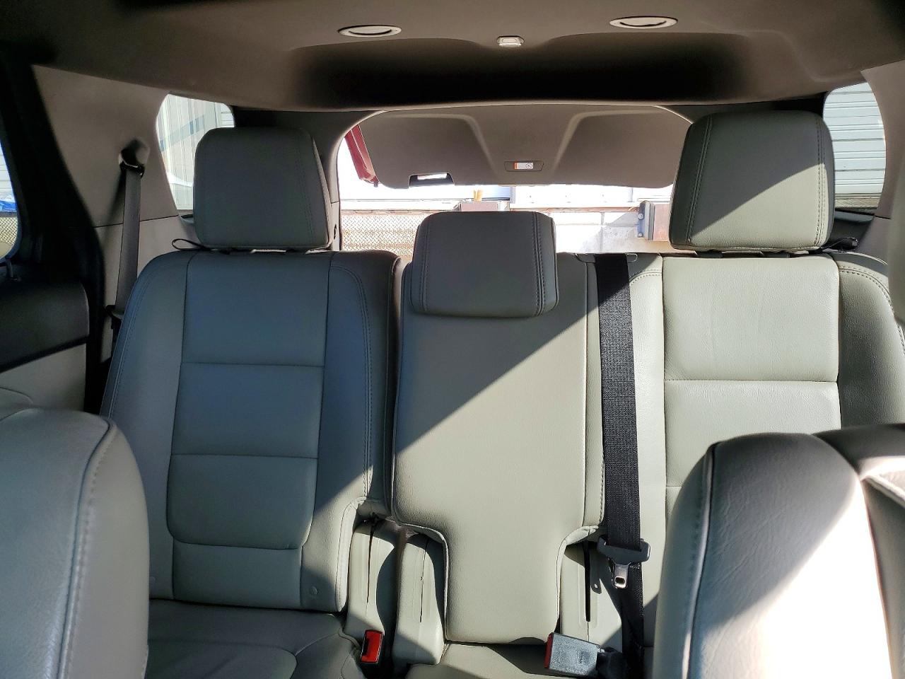 2013 Ford Explorer Red vin: 1FM5K8D82DGC52226