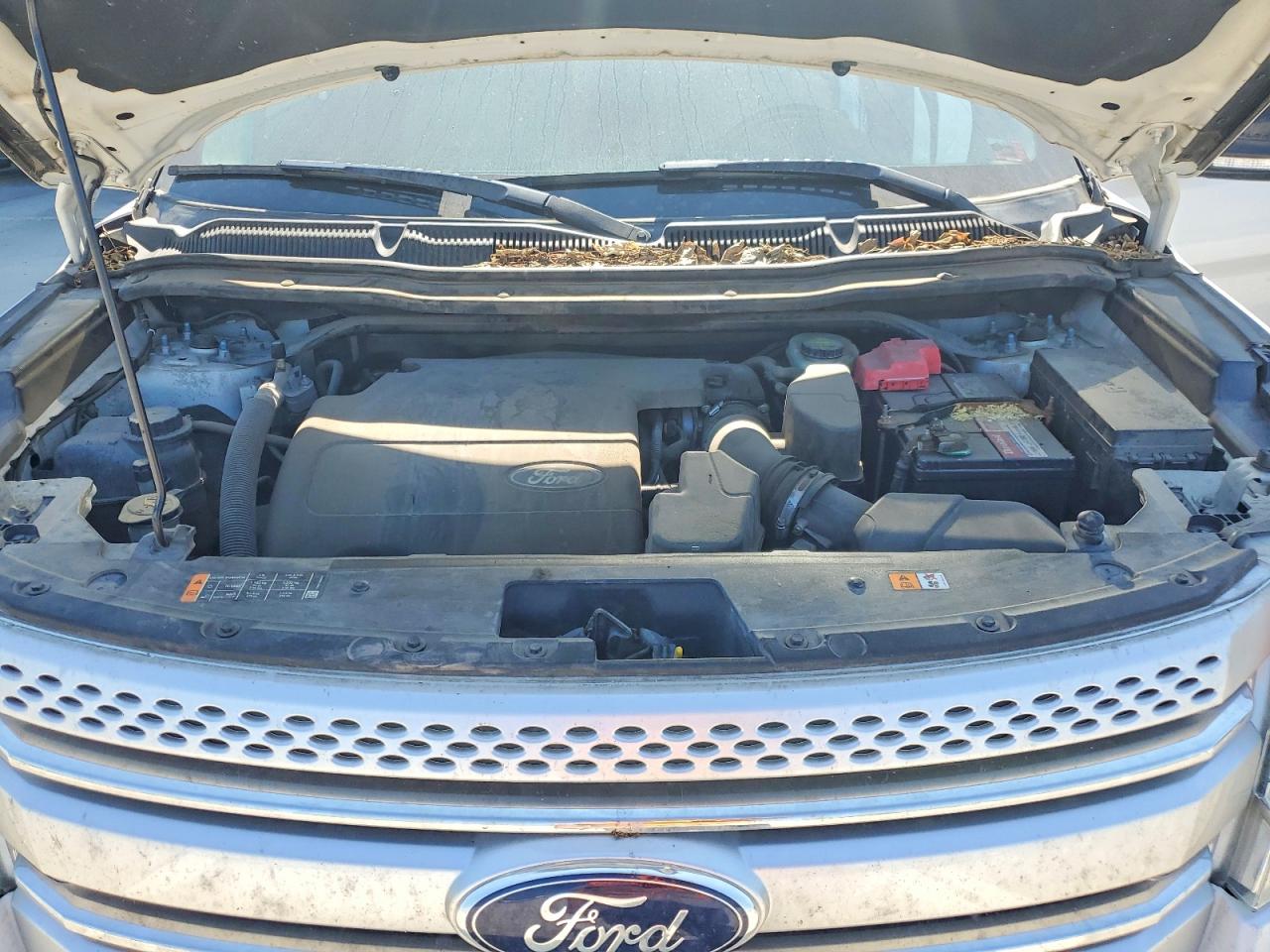 2013 Ford Explorer Xlt White vin: 1FM5K8D82DGC52632