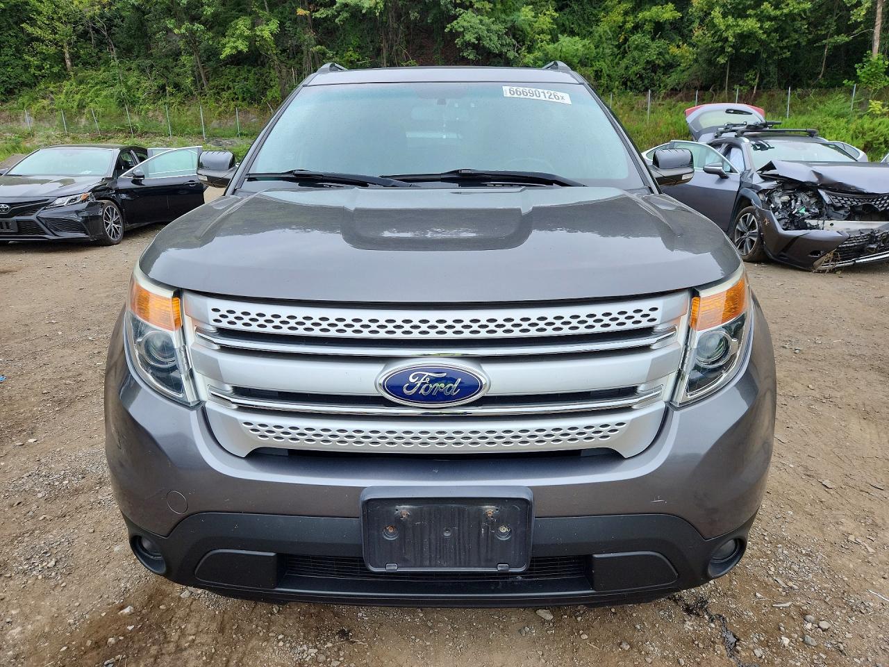 2013 Ford Explorer Xlt Gray vin: 1FM5K8D82DGC66904