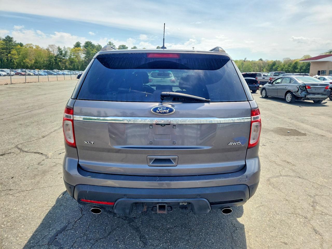 2014 Ford Explorer Xlt Silver vin: 1FM5K8D82EGA15544