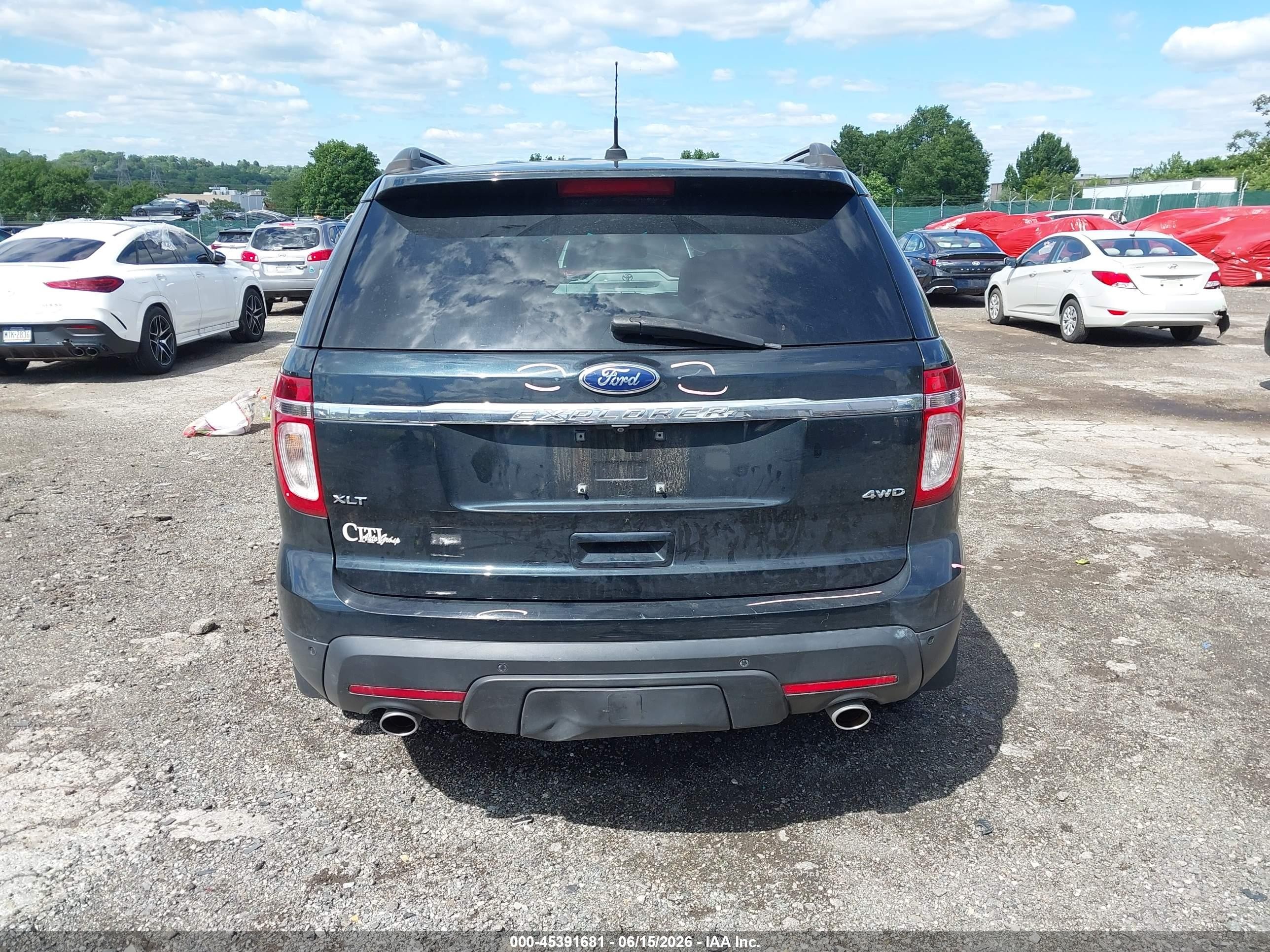 2014 Ford Explorer Xlt Green vin: 1FM5K8D82EGA36846
