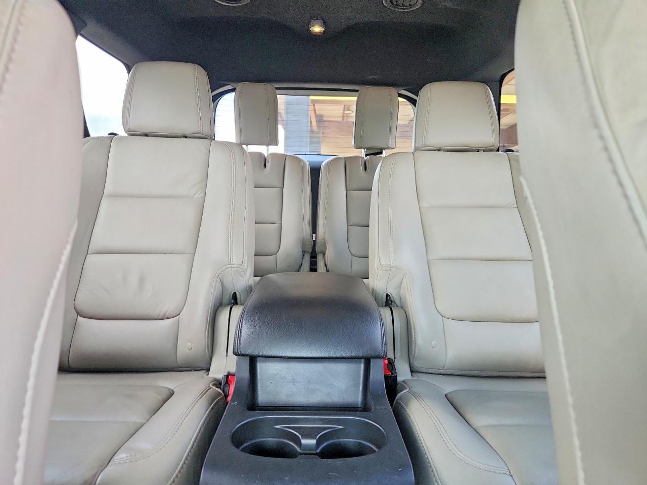 2014 Ford Explorer Xlt White vin: 1FM5K8D82EGA62119