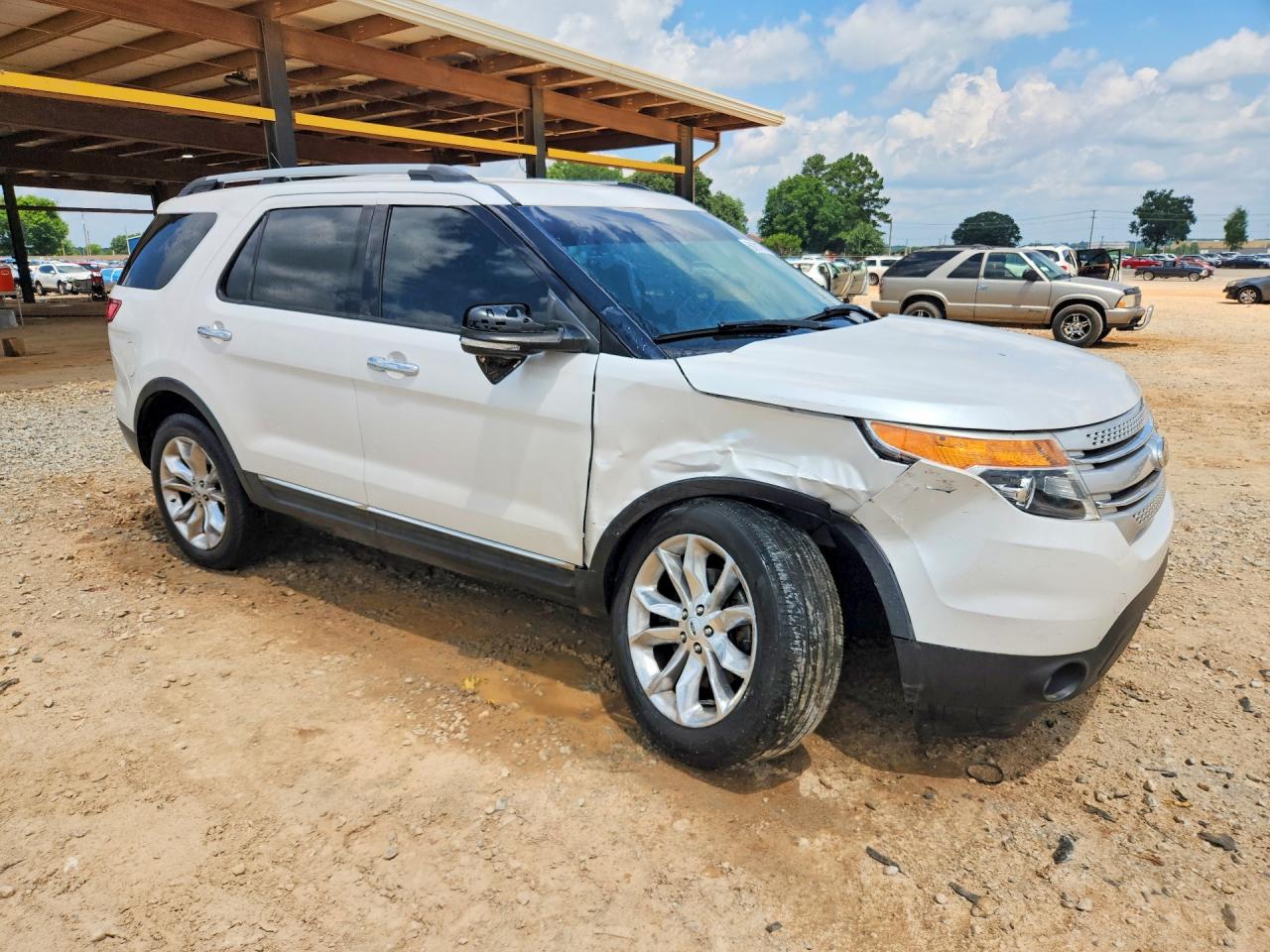 2014 Ford Explorer Xlt White vin: 1FM5K8D82EGA62119