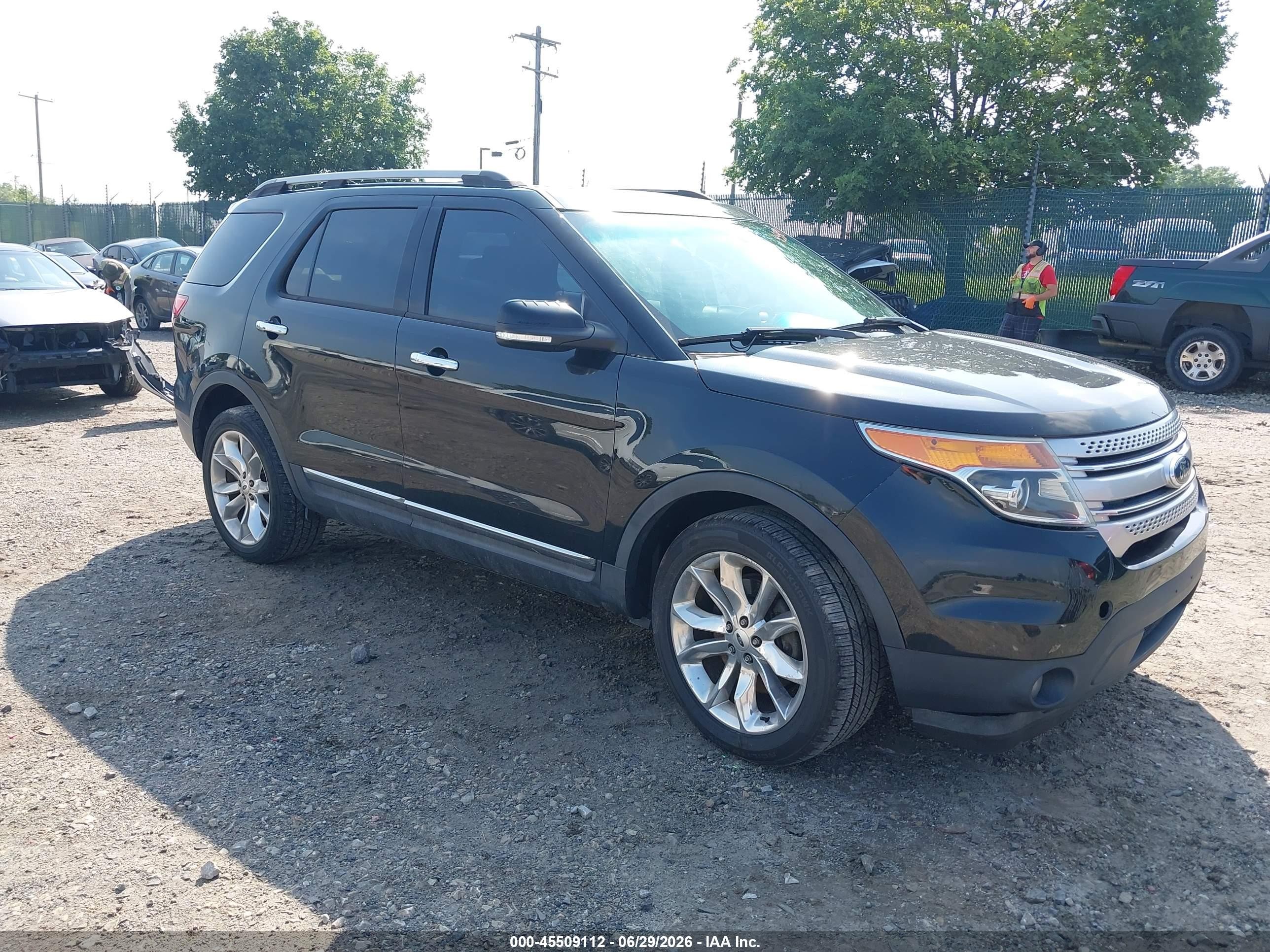 2014 Ford Explorer Xlt Black vin: 1FM5K8D82EGB61362