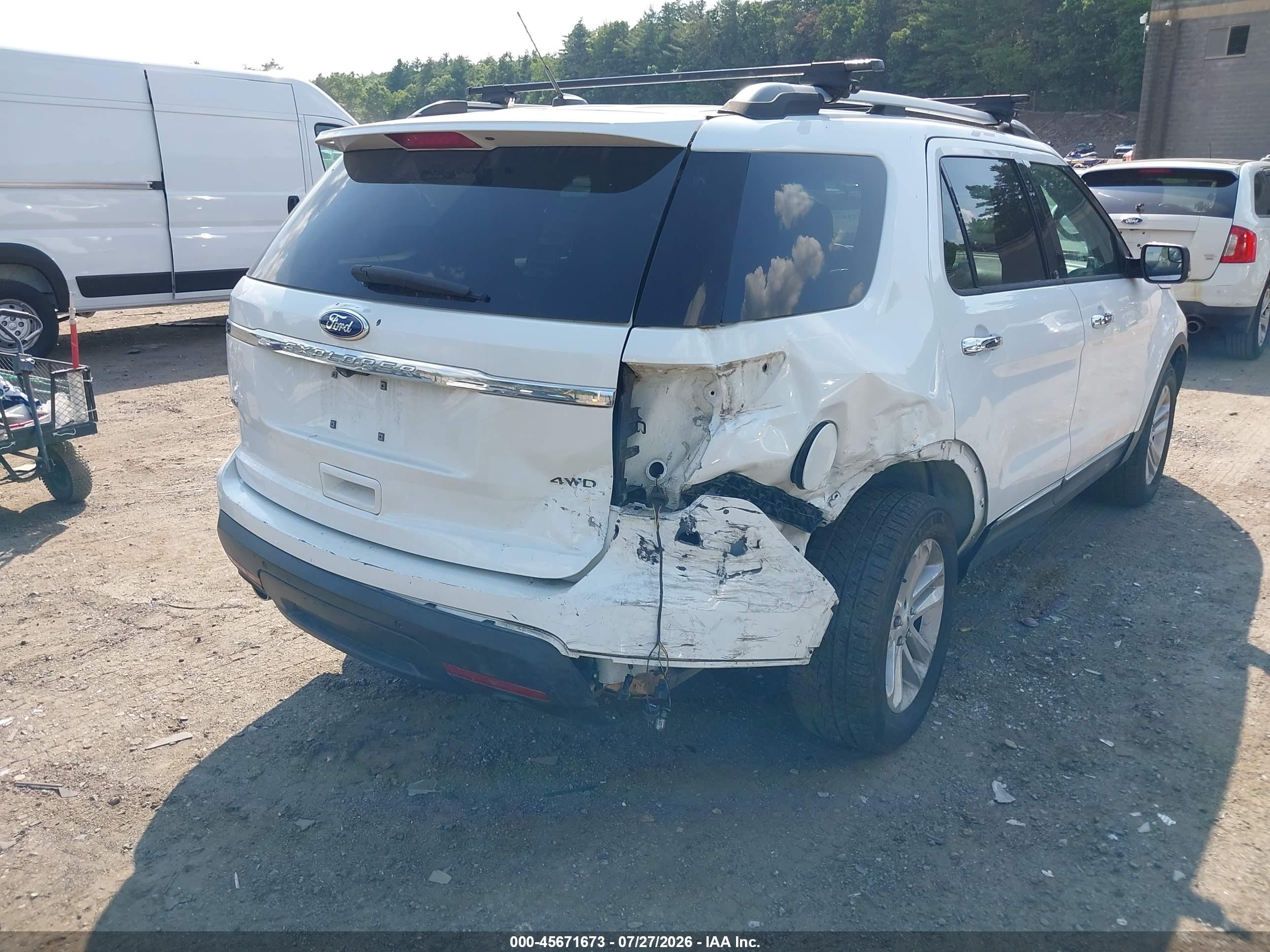 2014 Ford Explorer Xlt White vin: 1FM5K8D82EGC04467