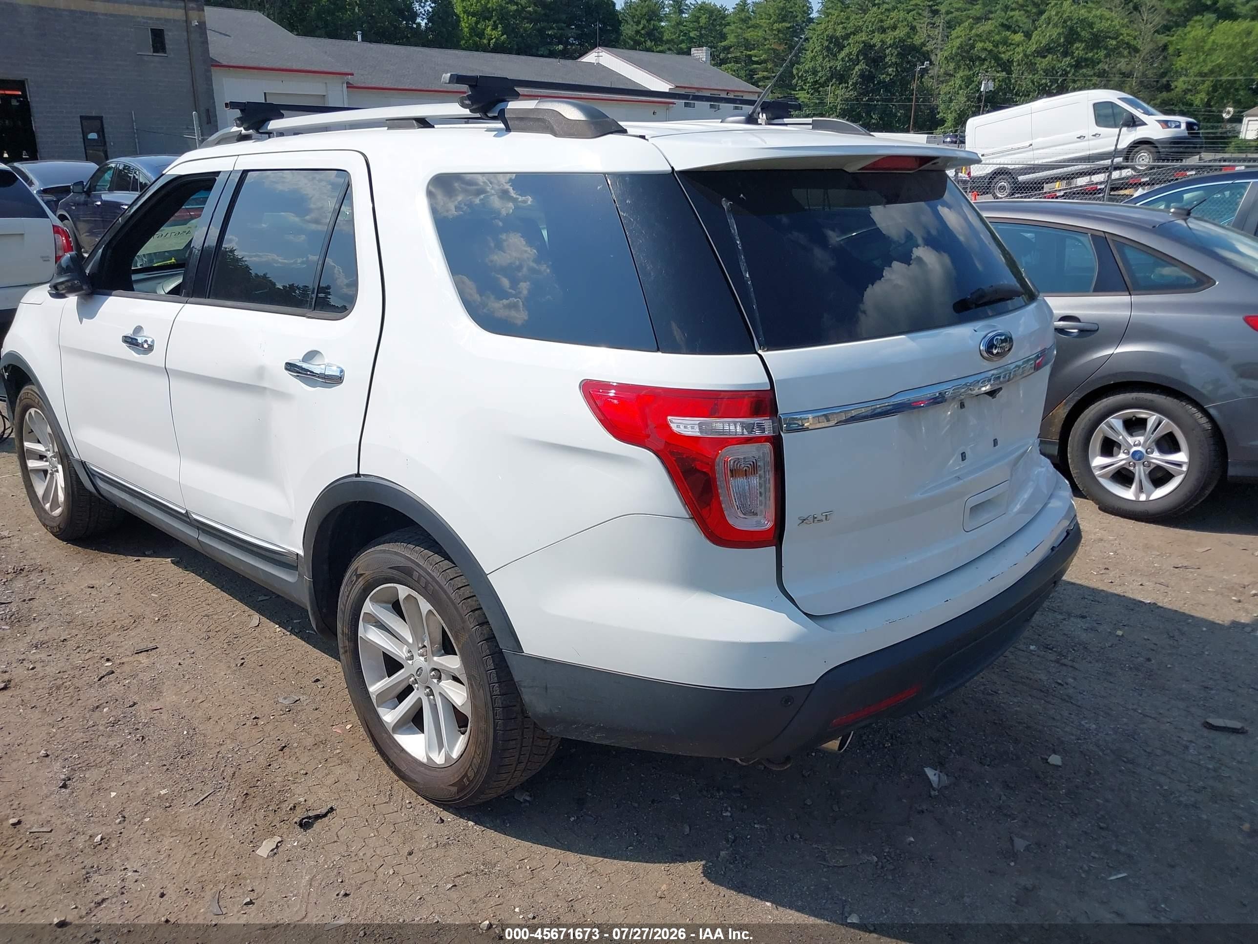 2014 Ford Explorer Xlt White vin: 1FM5K8D82EGC04467